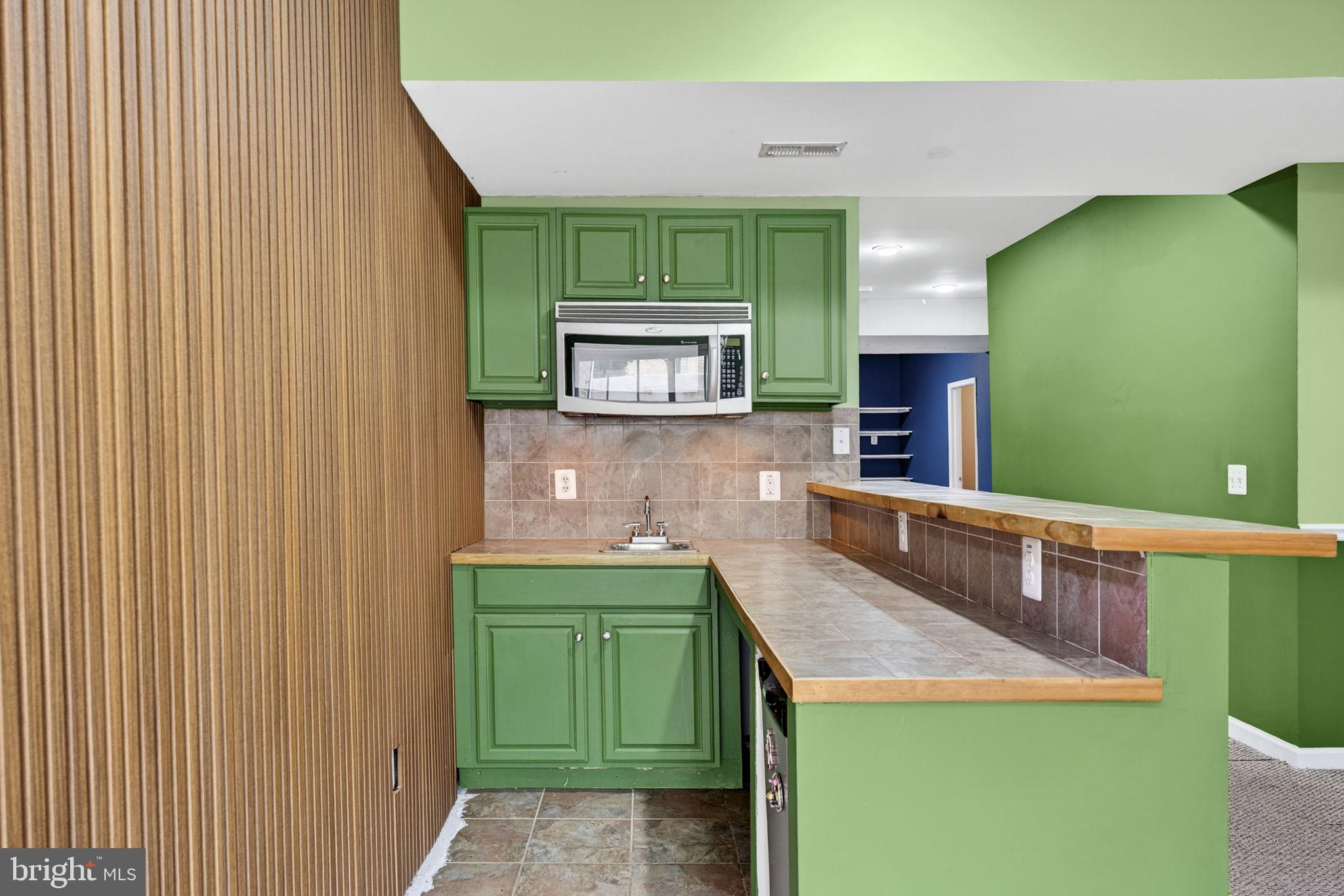 NEW BRISTOW VILLAGE - Residential