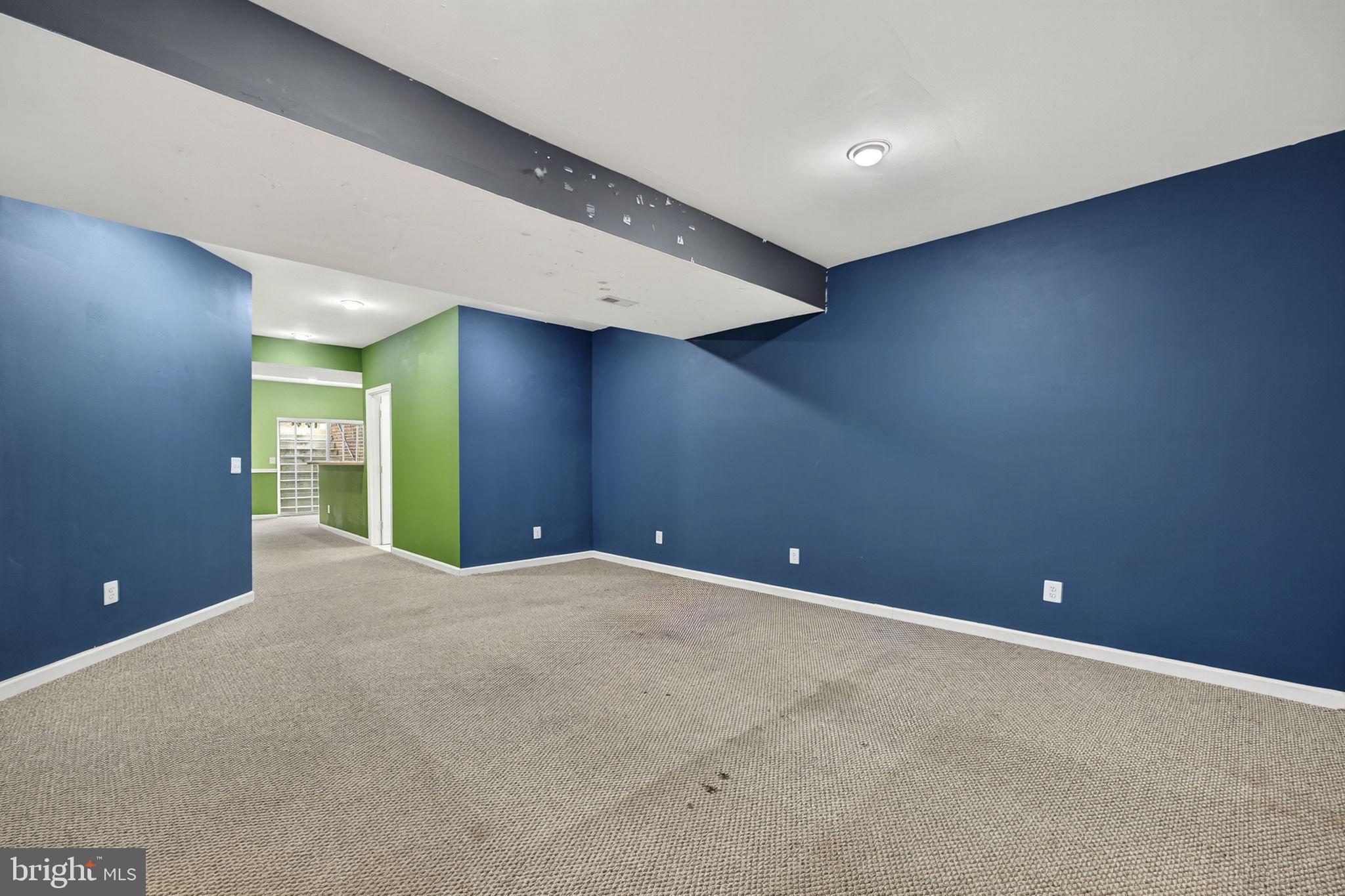 NEW BRISTOW VILLAGE - Residential