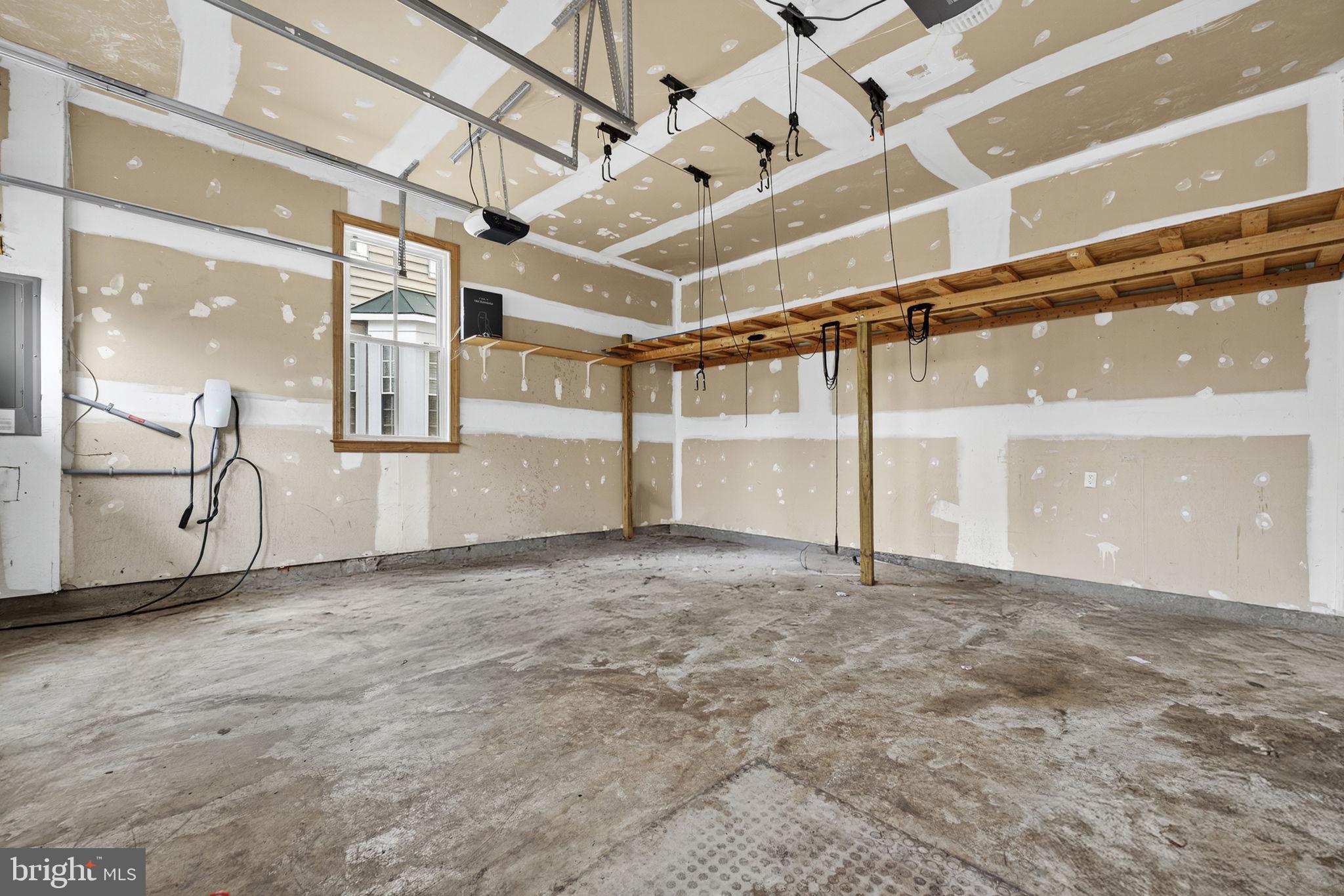 NEW BRISTOW VILLAGE - Residential