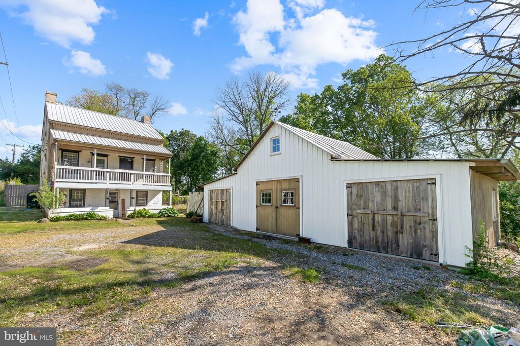 Photo of 561 MARTICVILLE RD, PEQUEA, PA 17565 (MLS # PALA2034680)