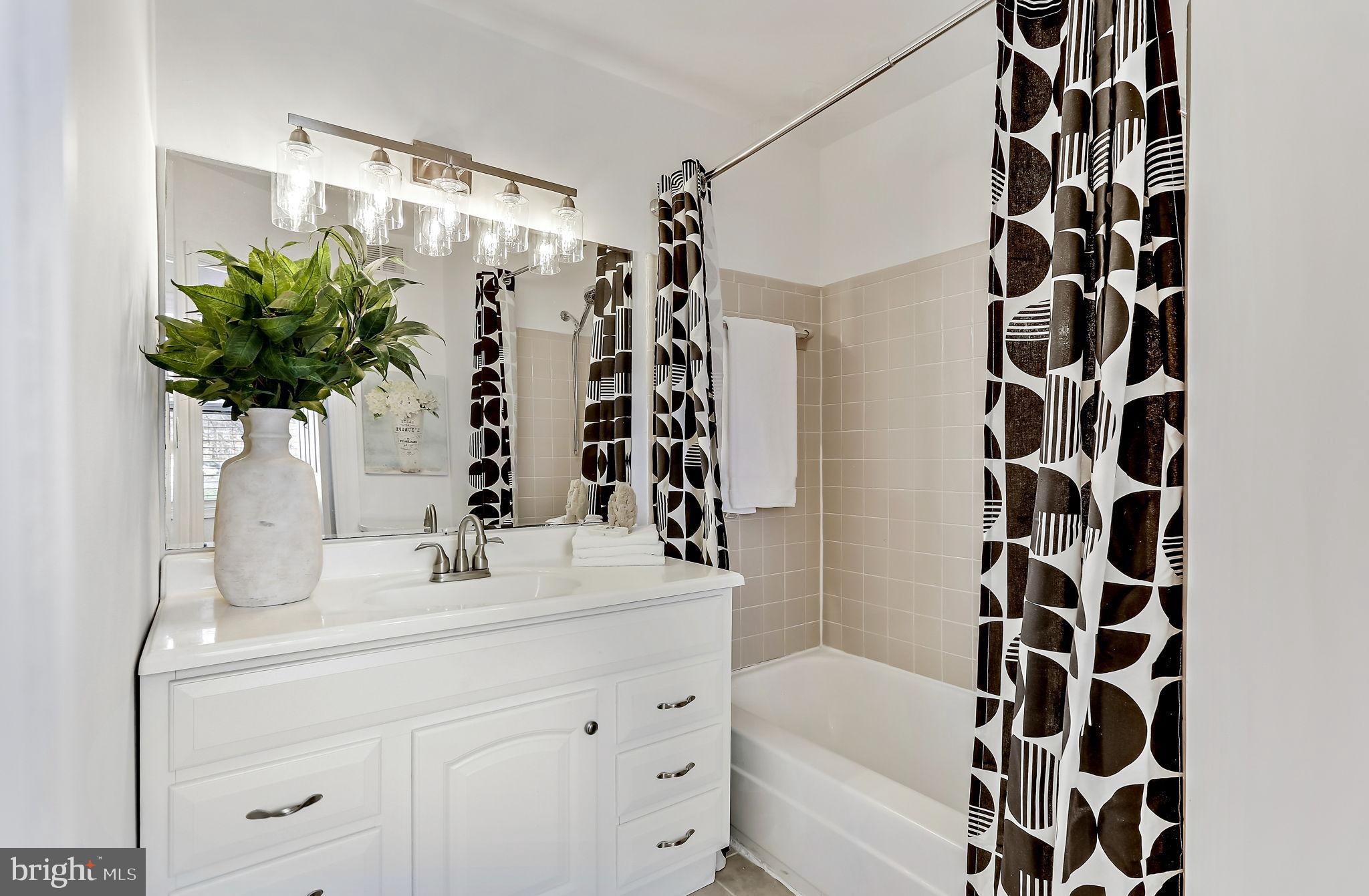 SUDLEY - Residential