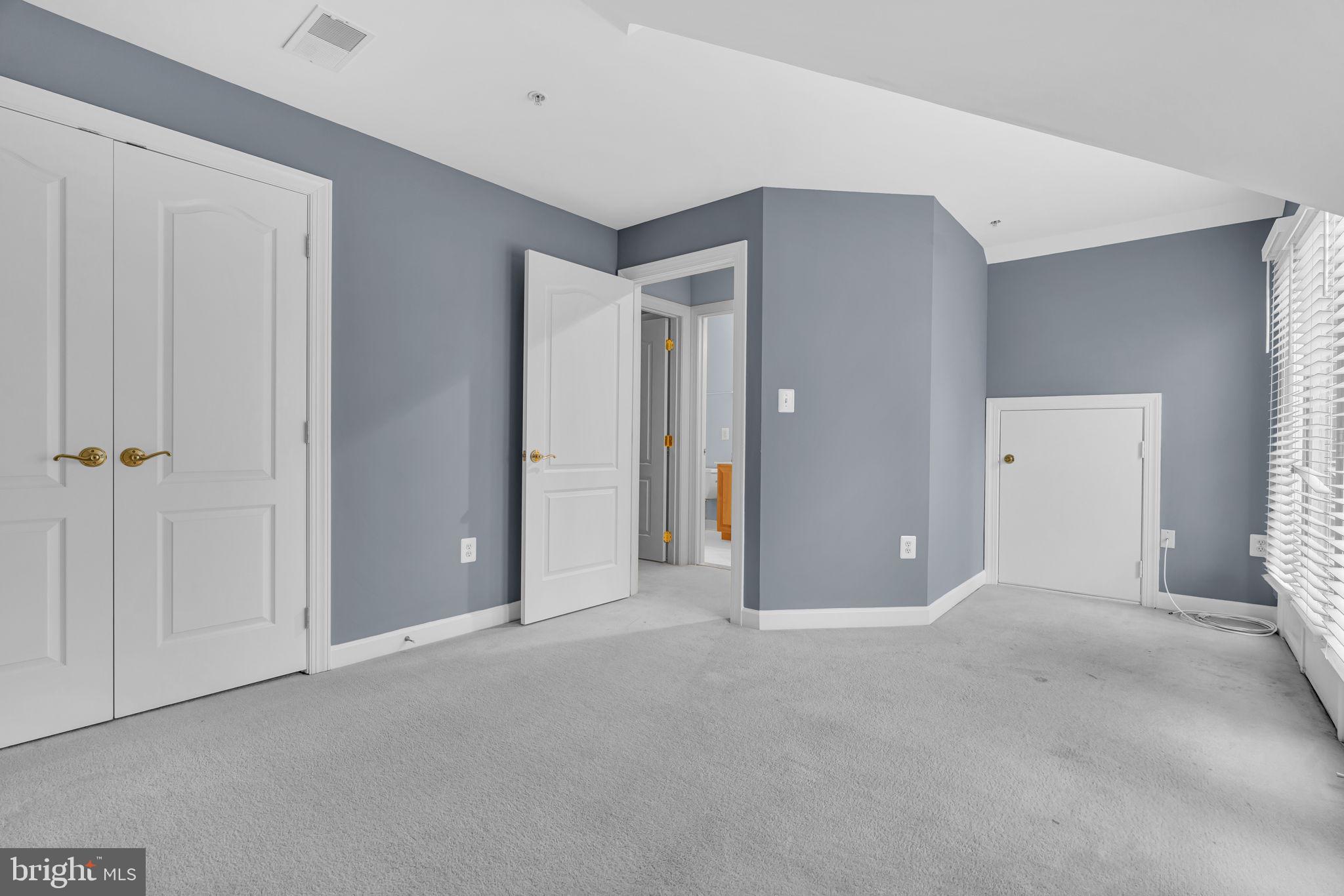 HUNTING RIDGE - Residential Lease