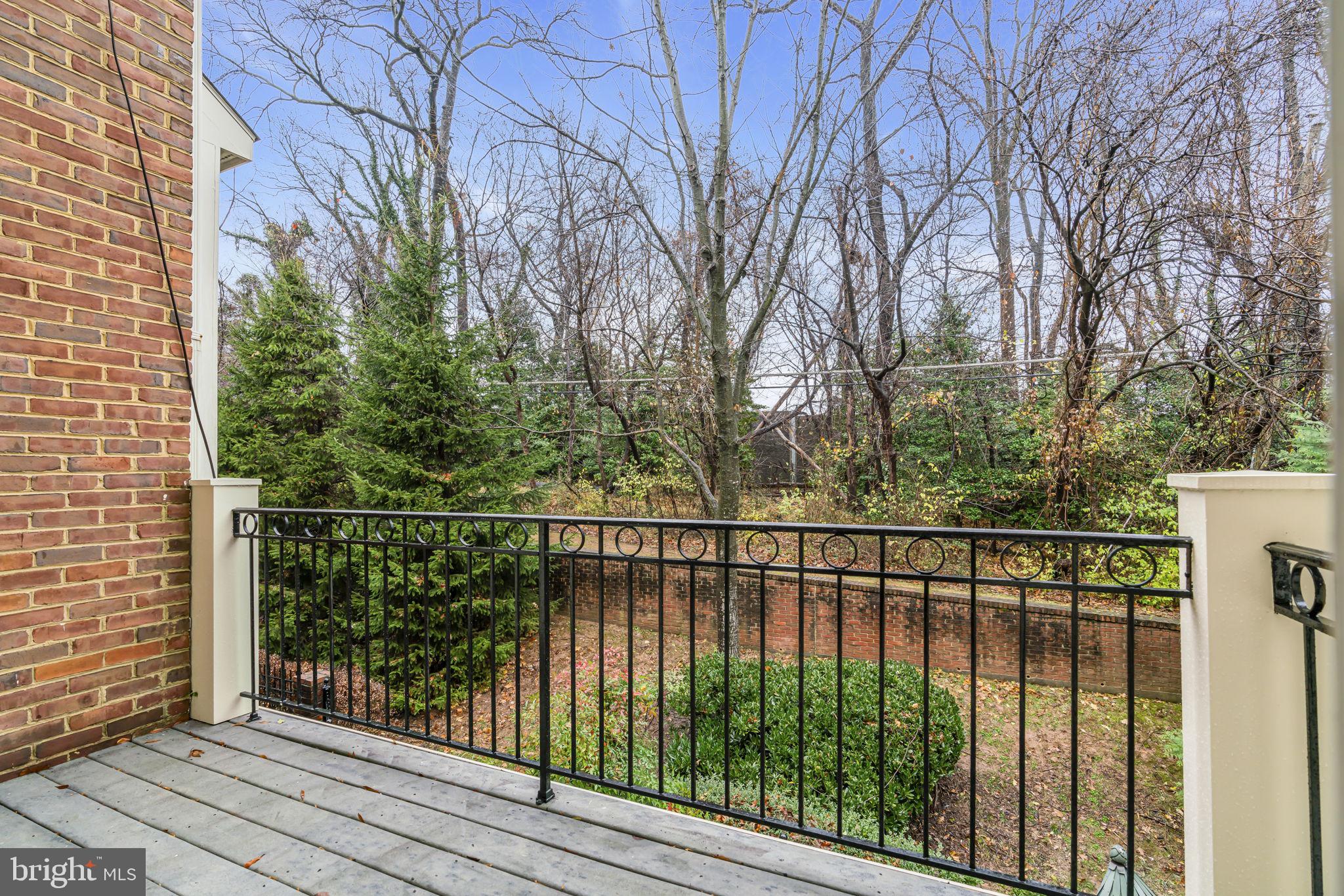 HUNTING RIDGE - Residential Lease