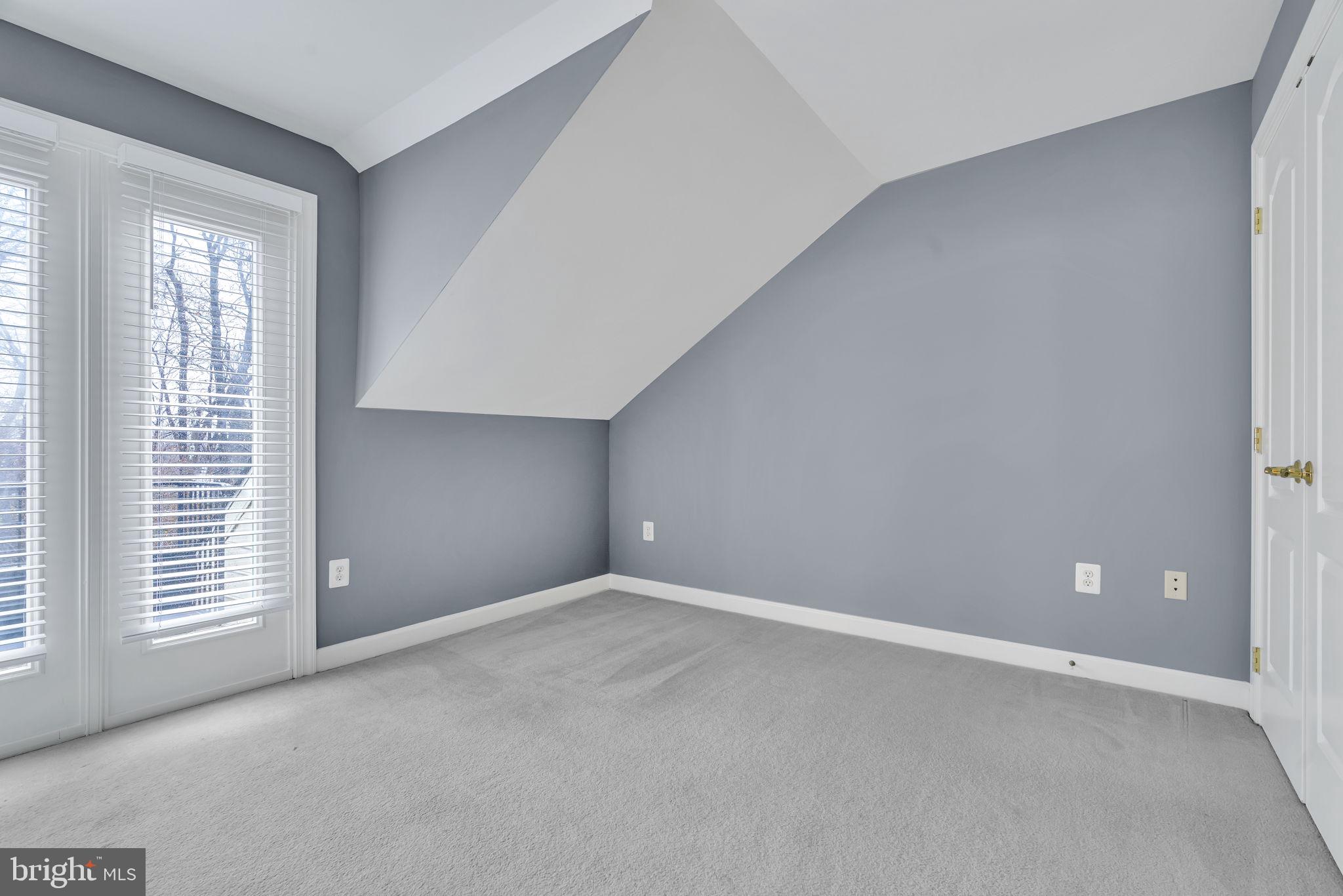 HUNTING RIDGE - Residential Lease