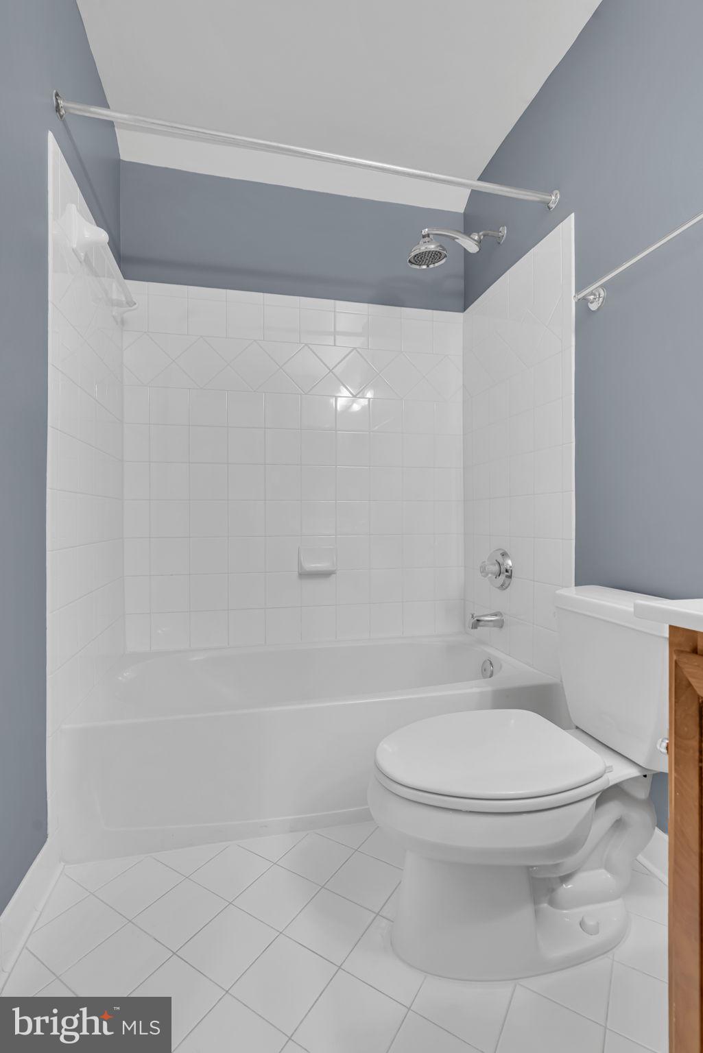 HUNTING RIDGE - Residential Lease