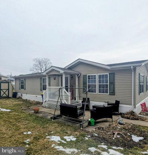 Mobile Home For Sale - 140 Grant Avenue<br/> COATESVILLE, PA 19320