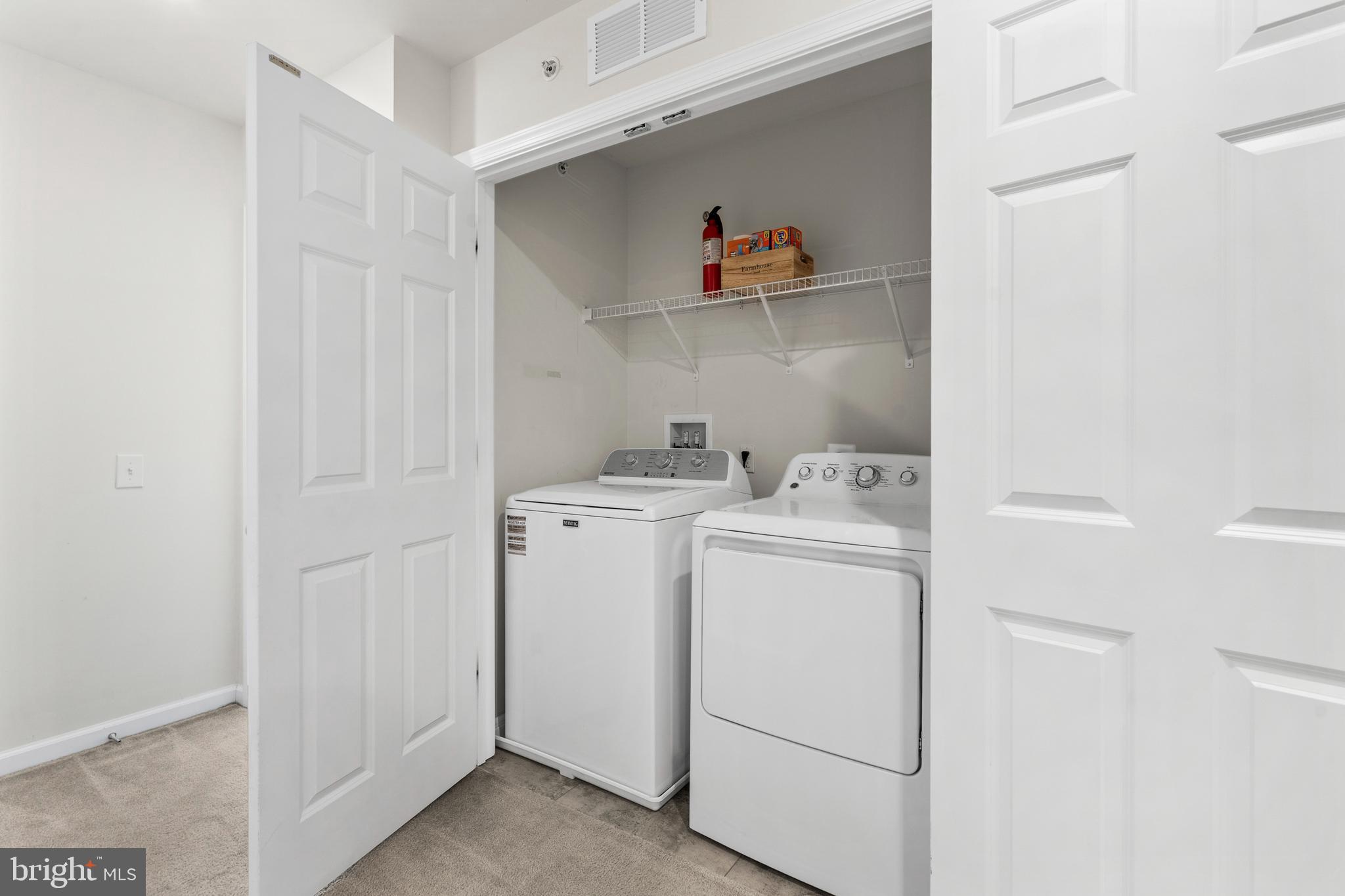 TALL OAKS - Residential