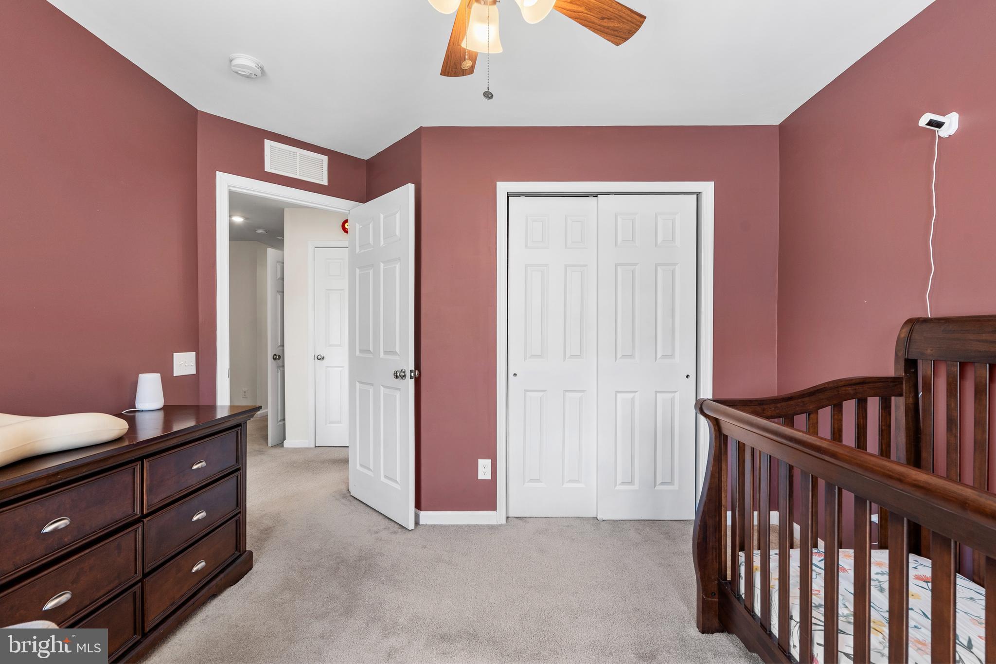 TALL OAKS - Residential