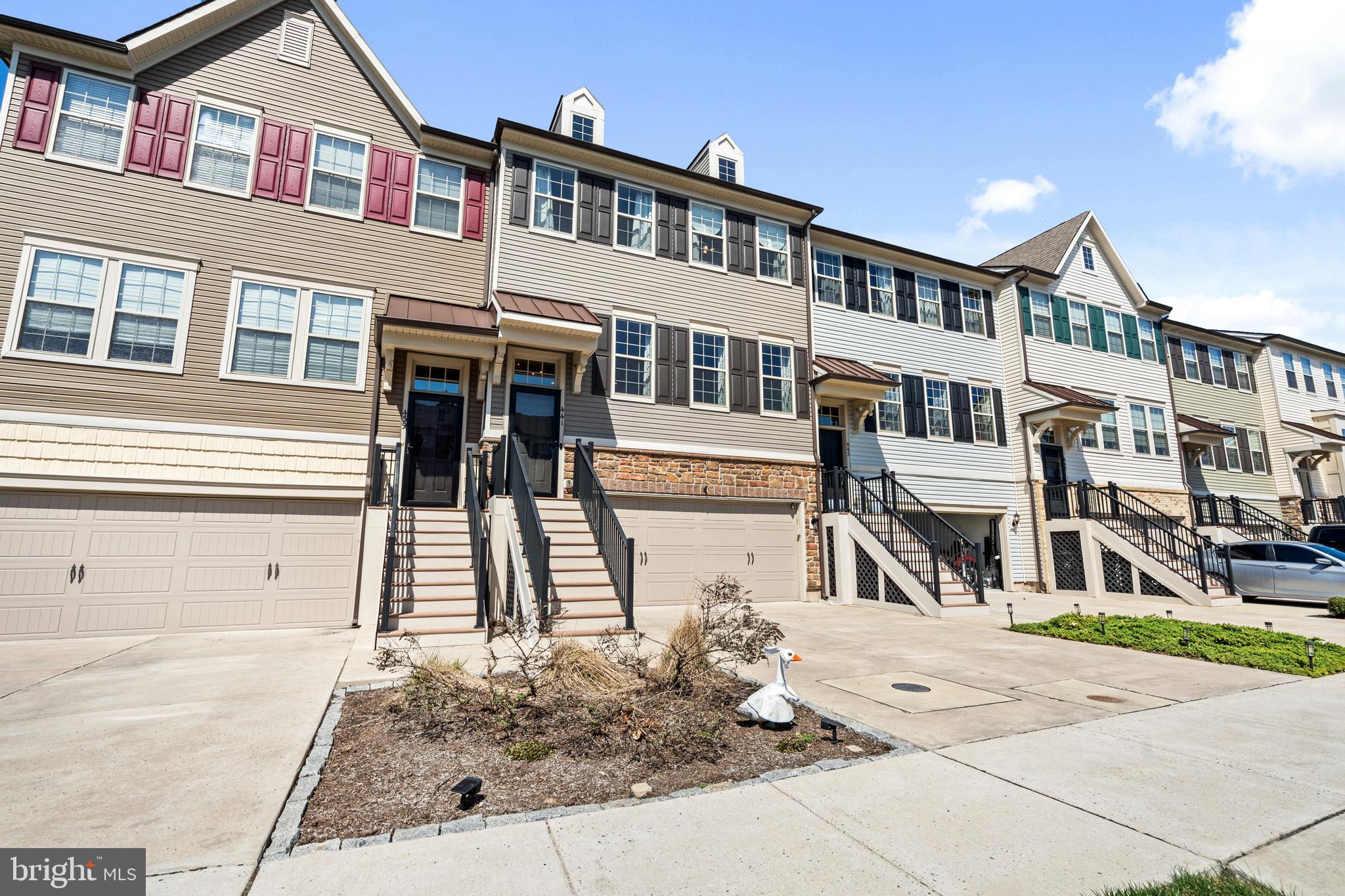 TALL OAKS - Residential