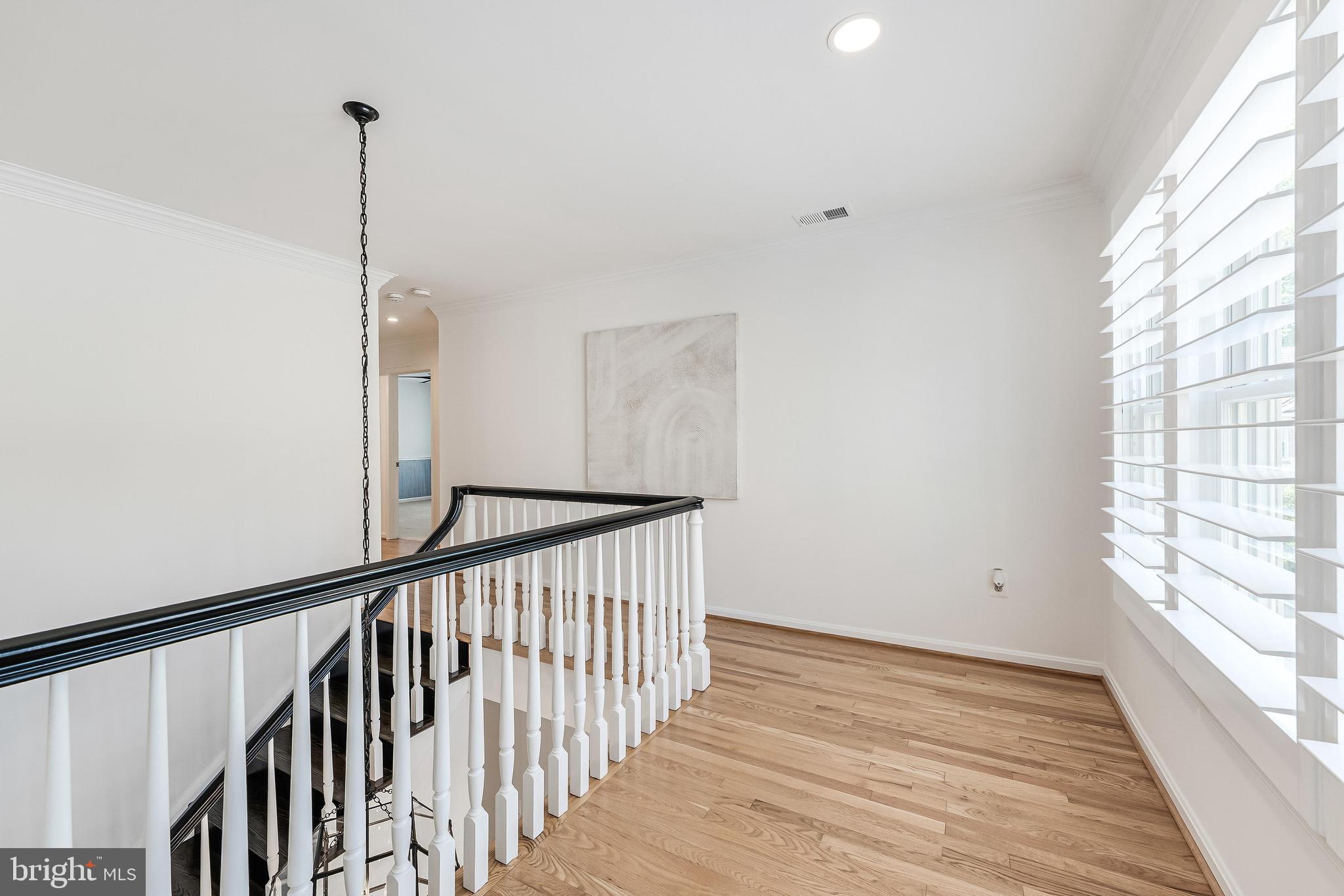 MC LEAN OAKS - Residential