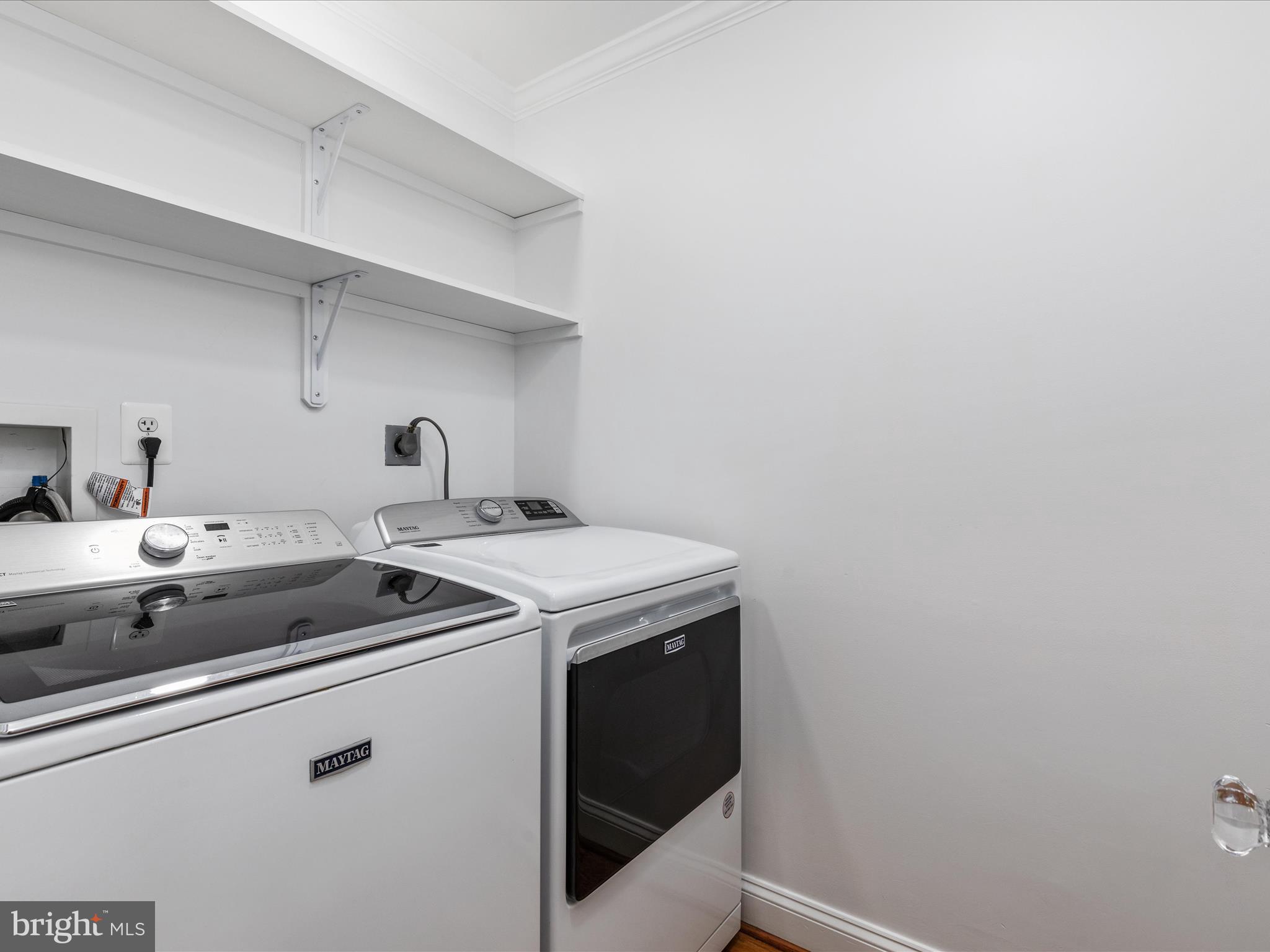 LANGLEY OAKS - Residential