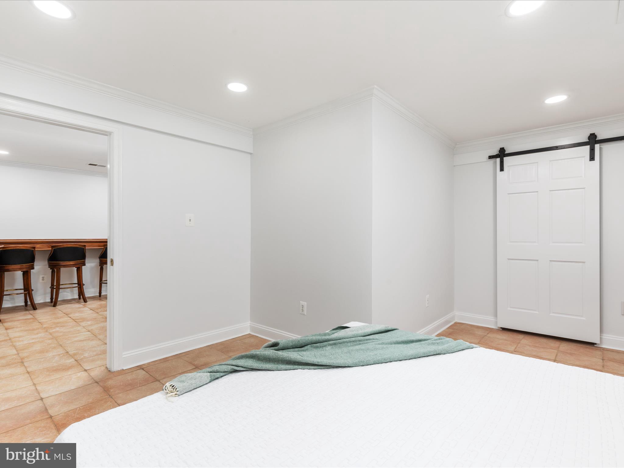 LANGLEY OAKS - Residential