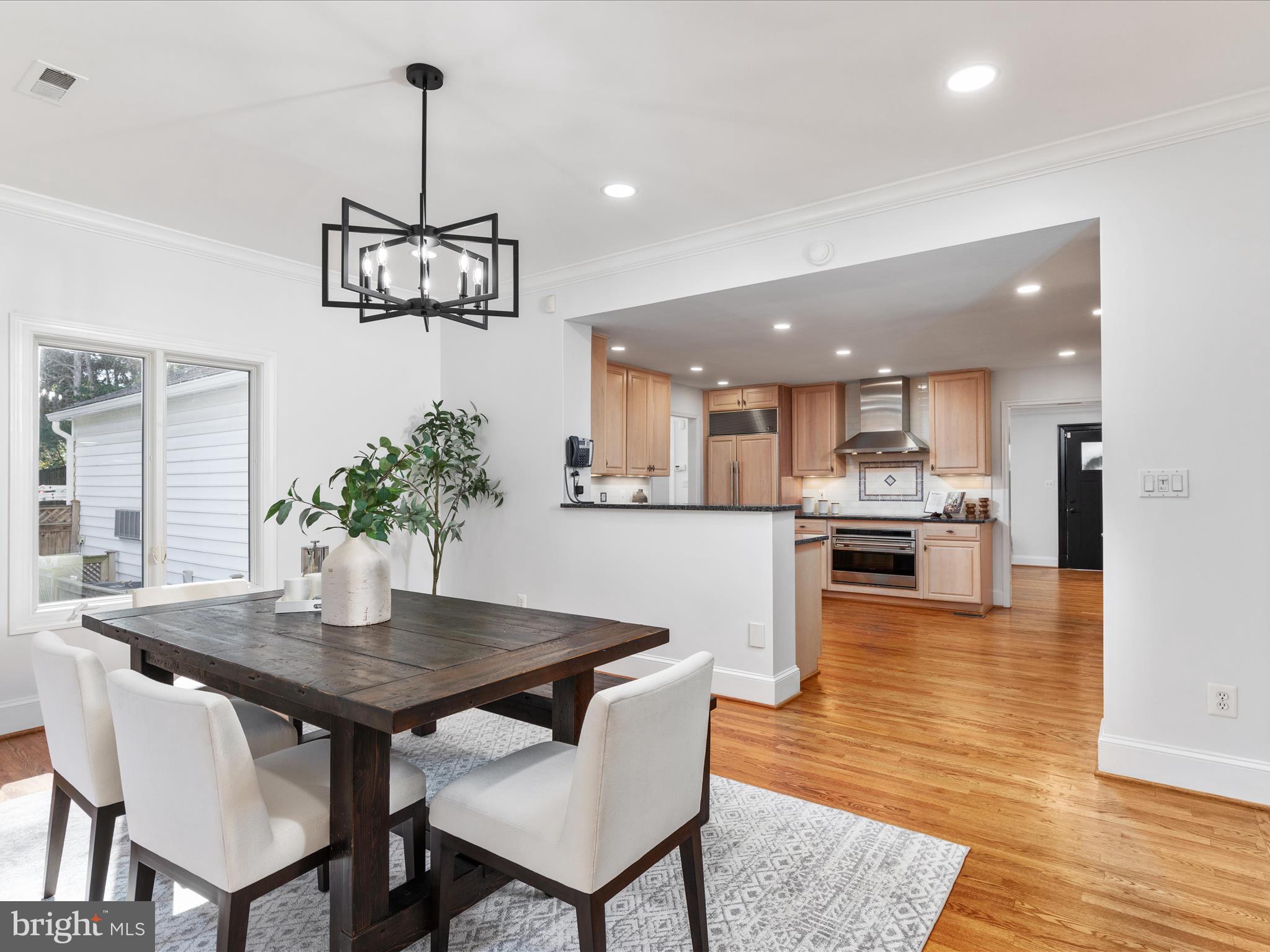 LANGLEY OAKS - Residential