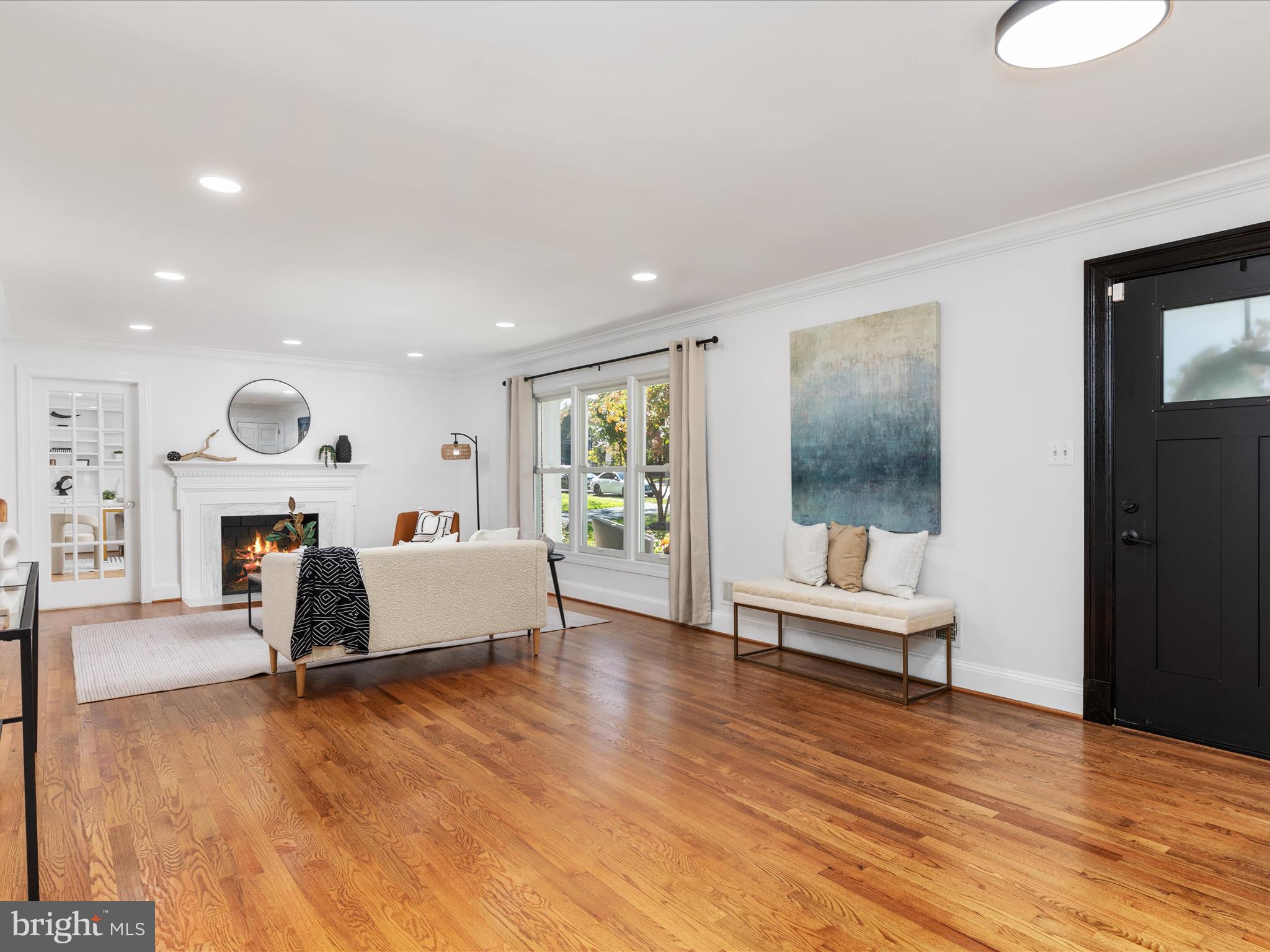 LANGLEY OAKS - Residential