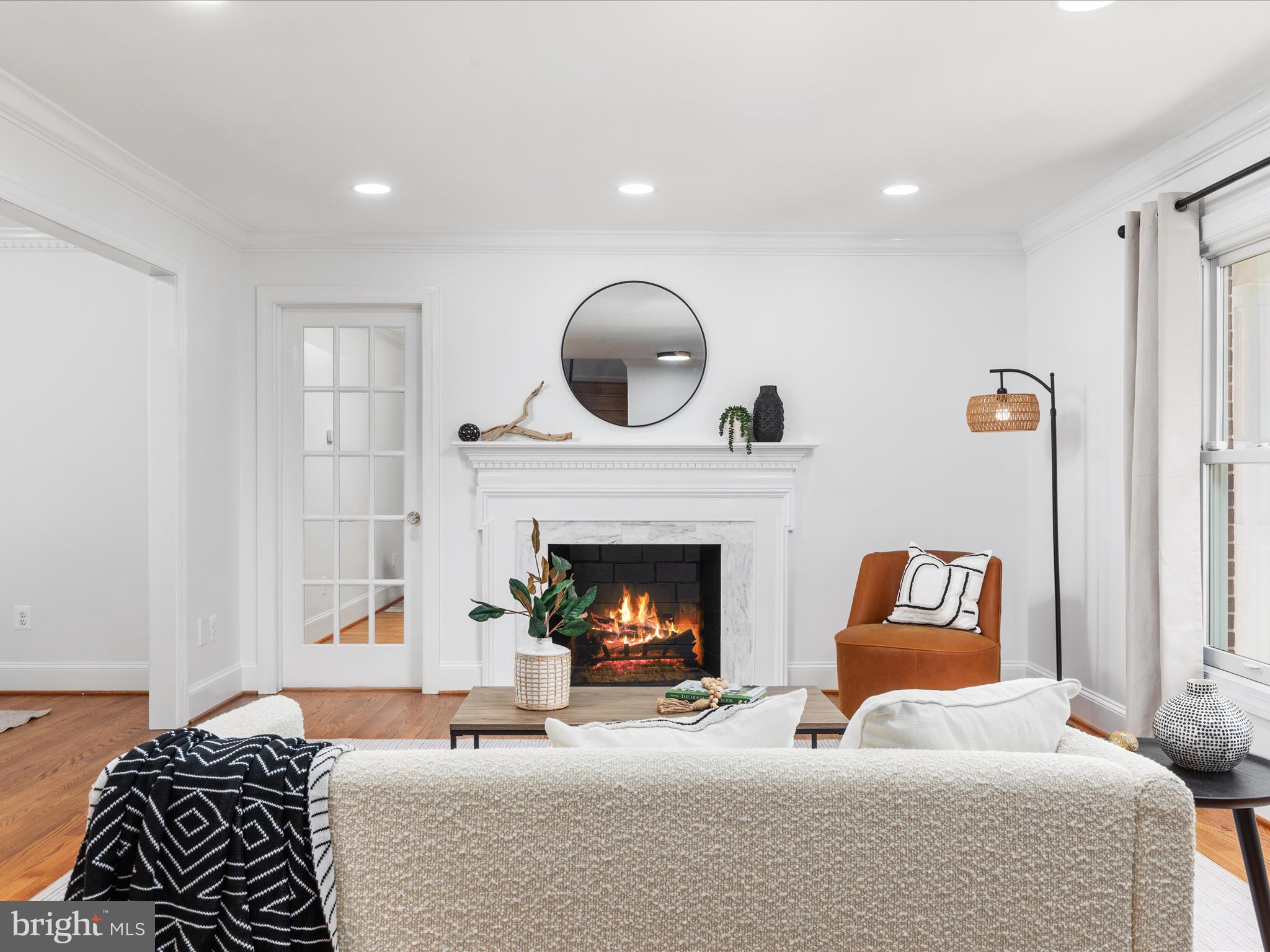 LANGLEY OAKS - Residential