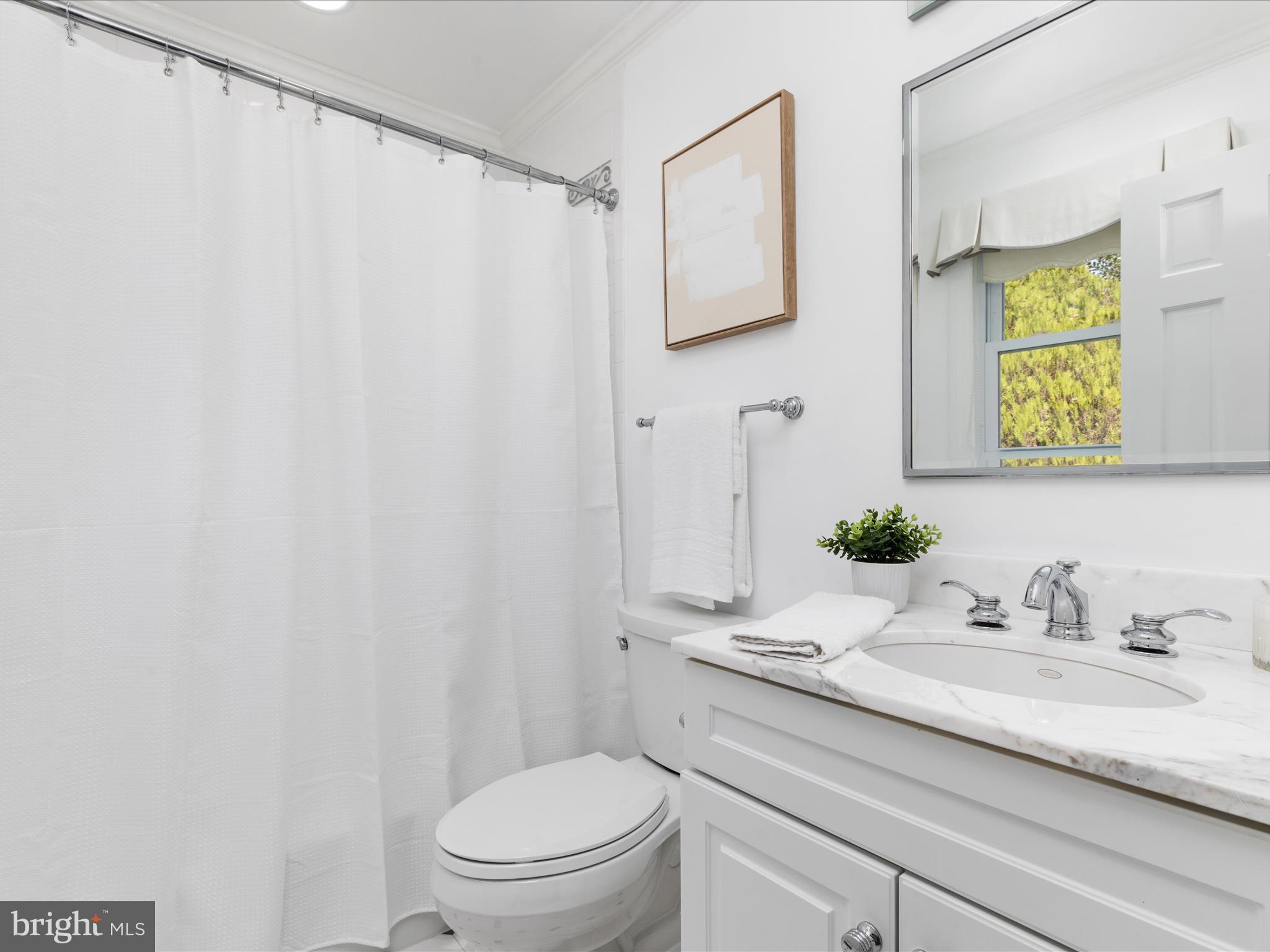 LANGLEY OAKS - Residential