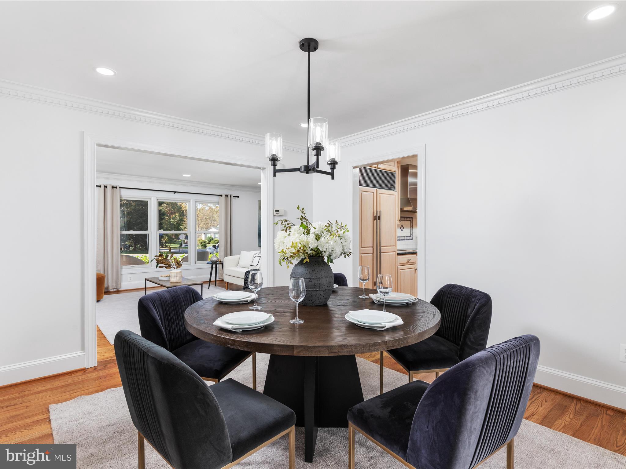 LANGLEY OAKS - Residential