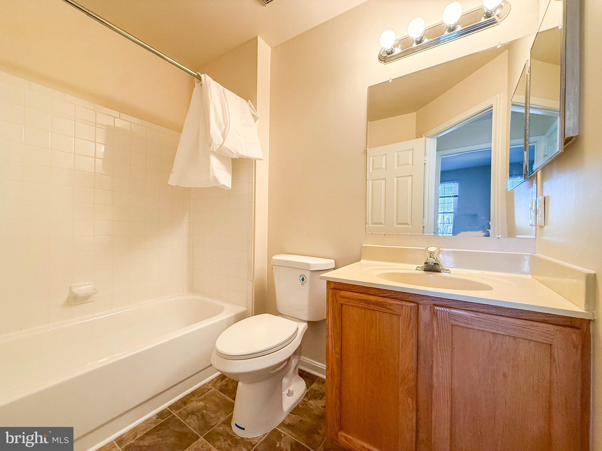 PLEASANT HILLS - Residential Lease