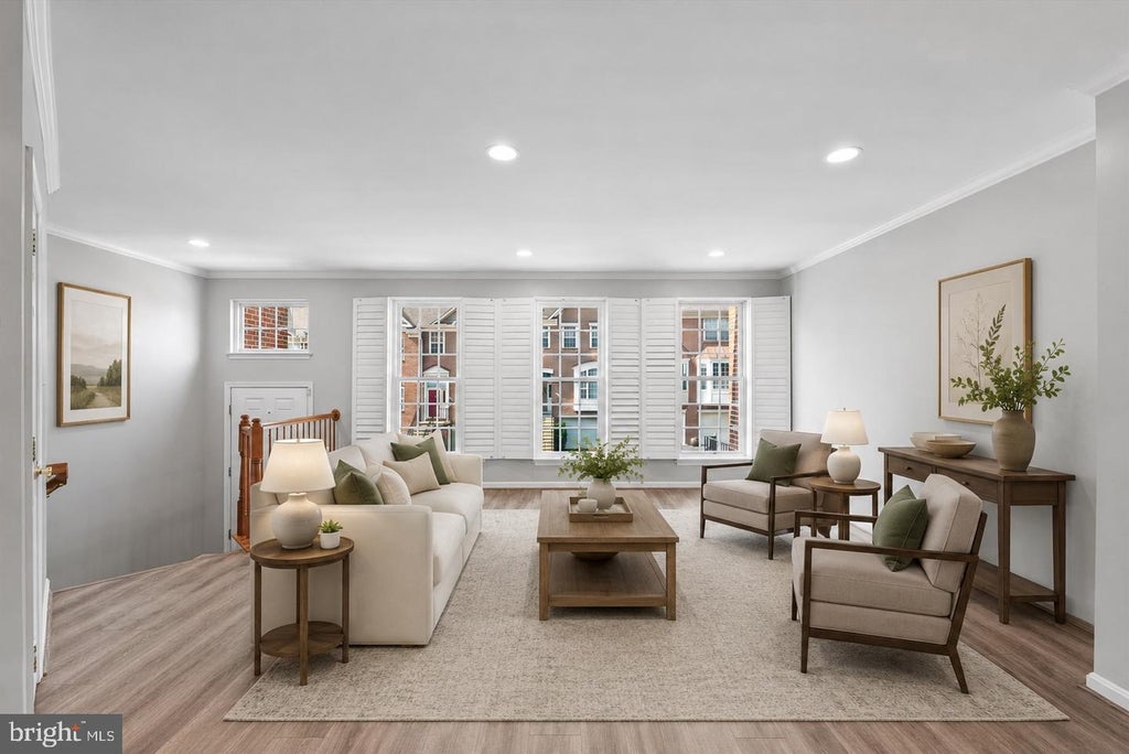 Photo of 5642 Governors Pond Circle, ALEXANDRIA, VA 22310 (MLS # VAFX2345212)