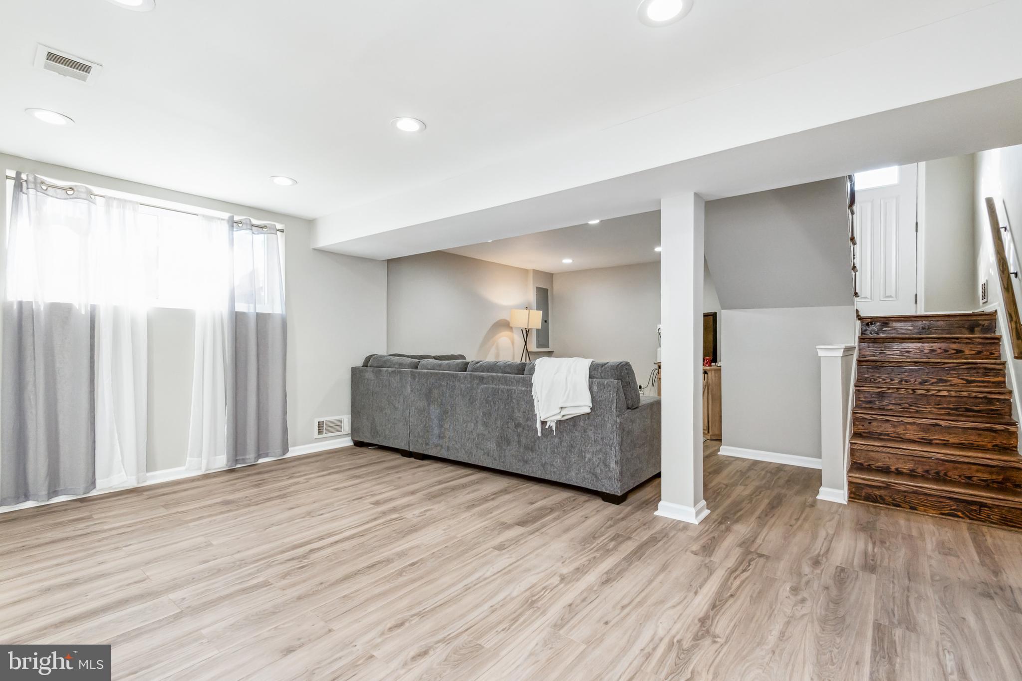 KENMOOR - Residential