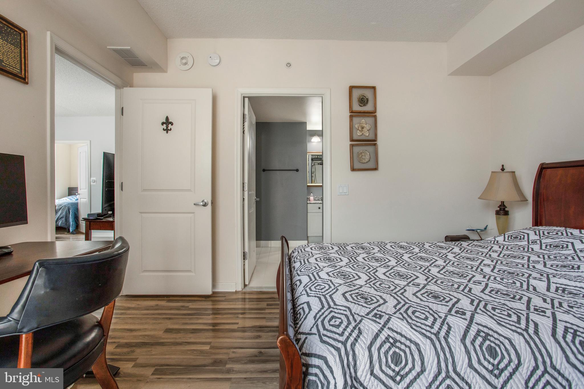 CRESCENT - Residential Lease