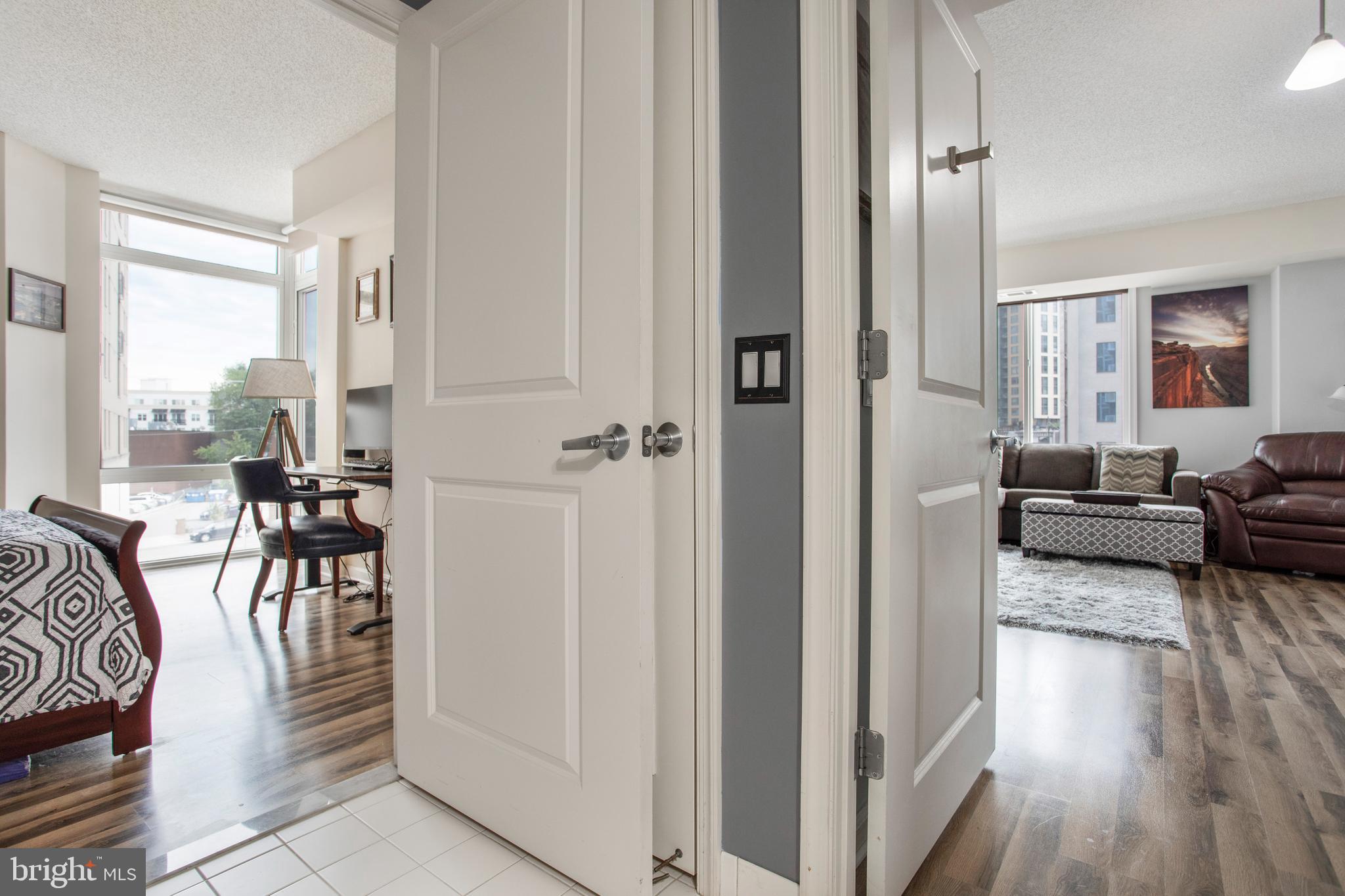 CRESCENT - Residential Lease