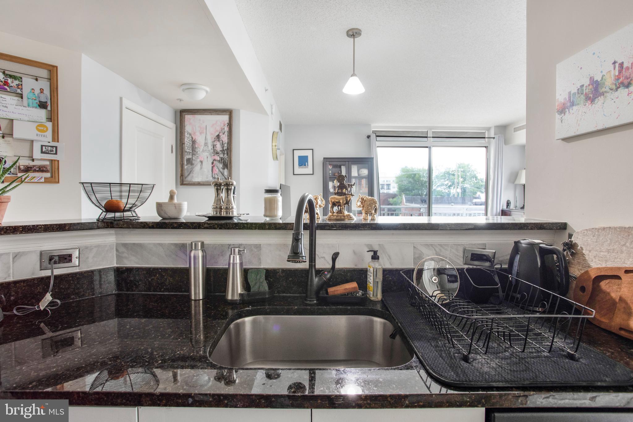 CRESCENT - Residential Lease