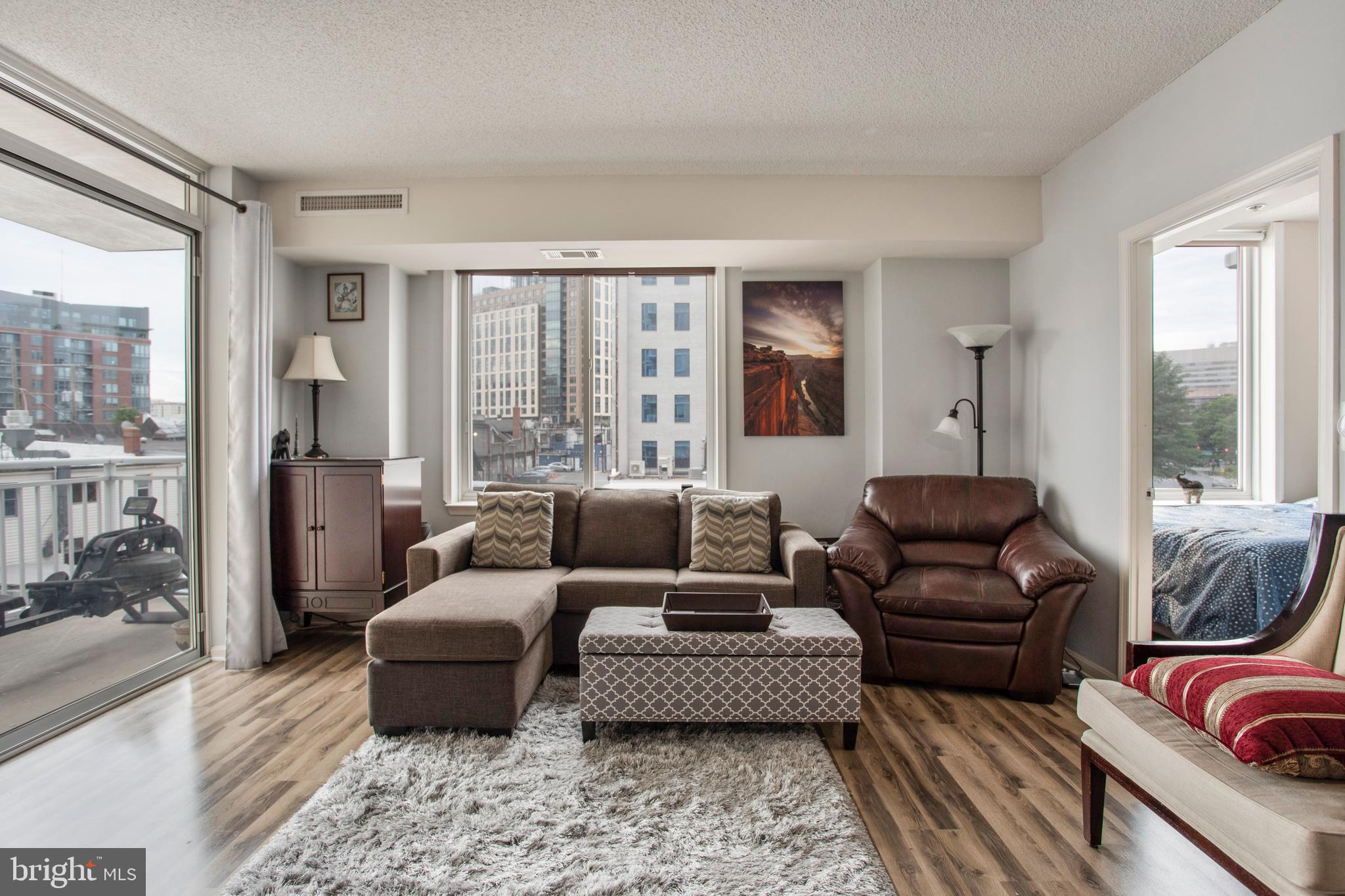 CRESCENT - Residential Lease