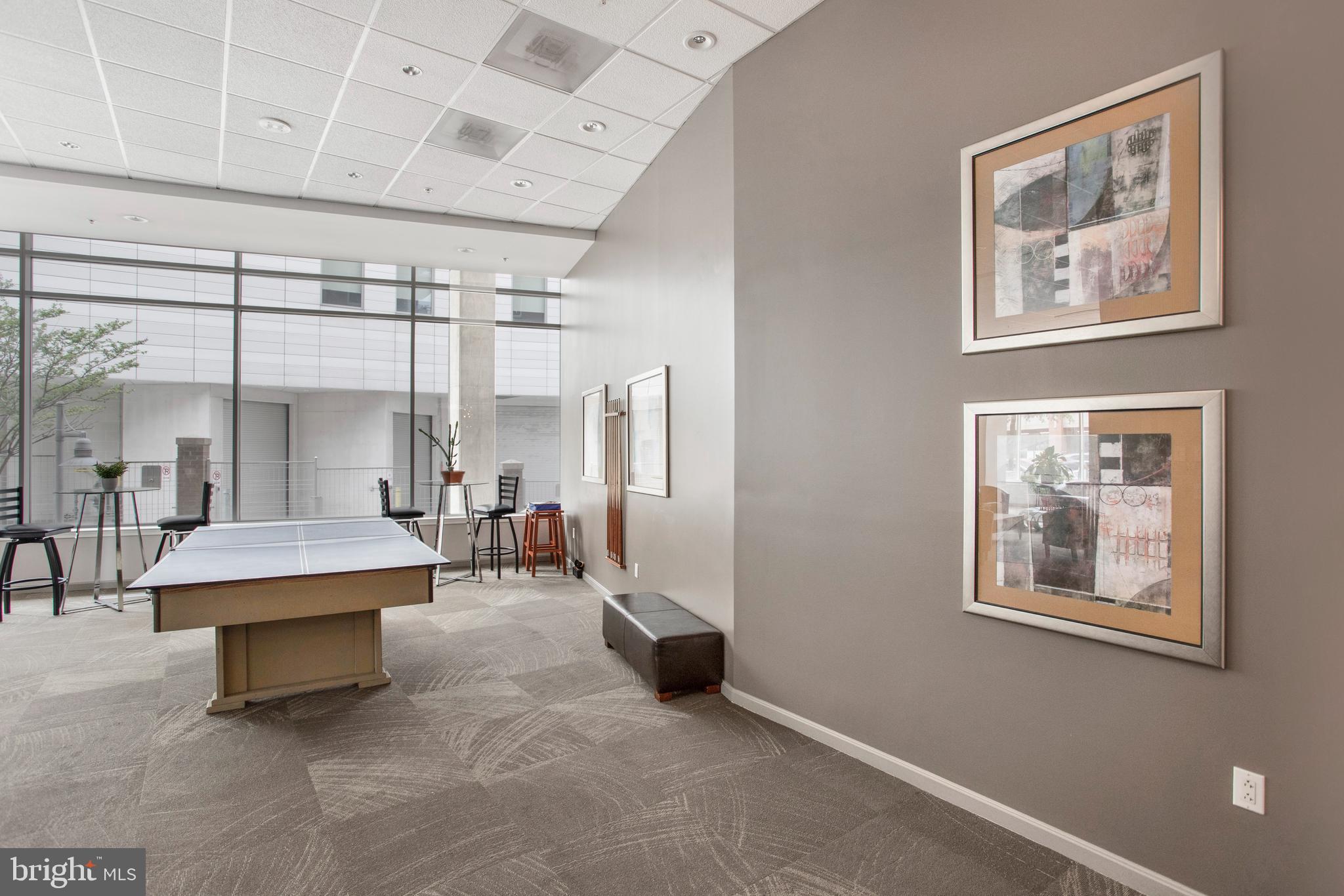 CRESCENT - Residential Lease