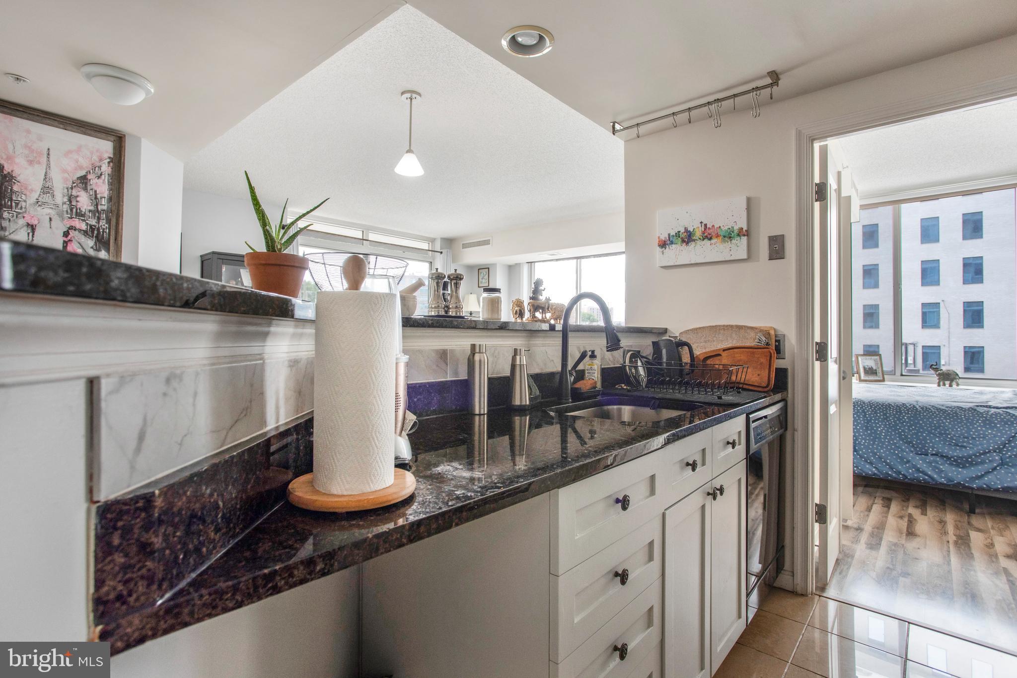 CRESCENT - Residential Lease