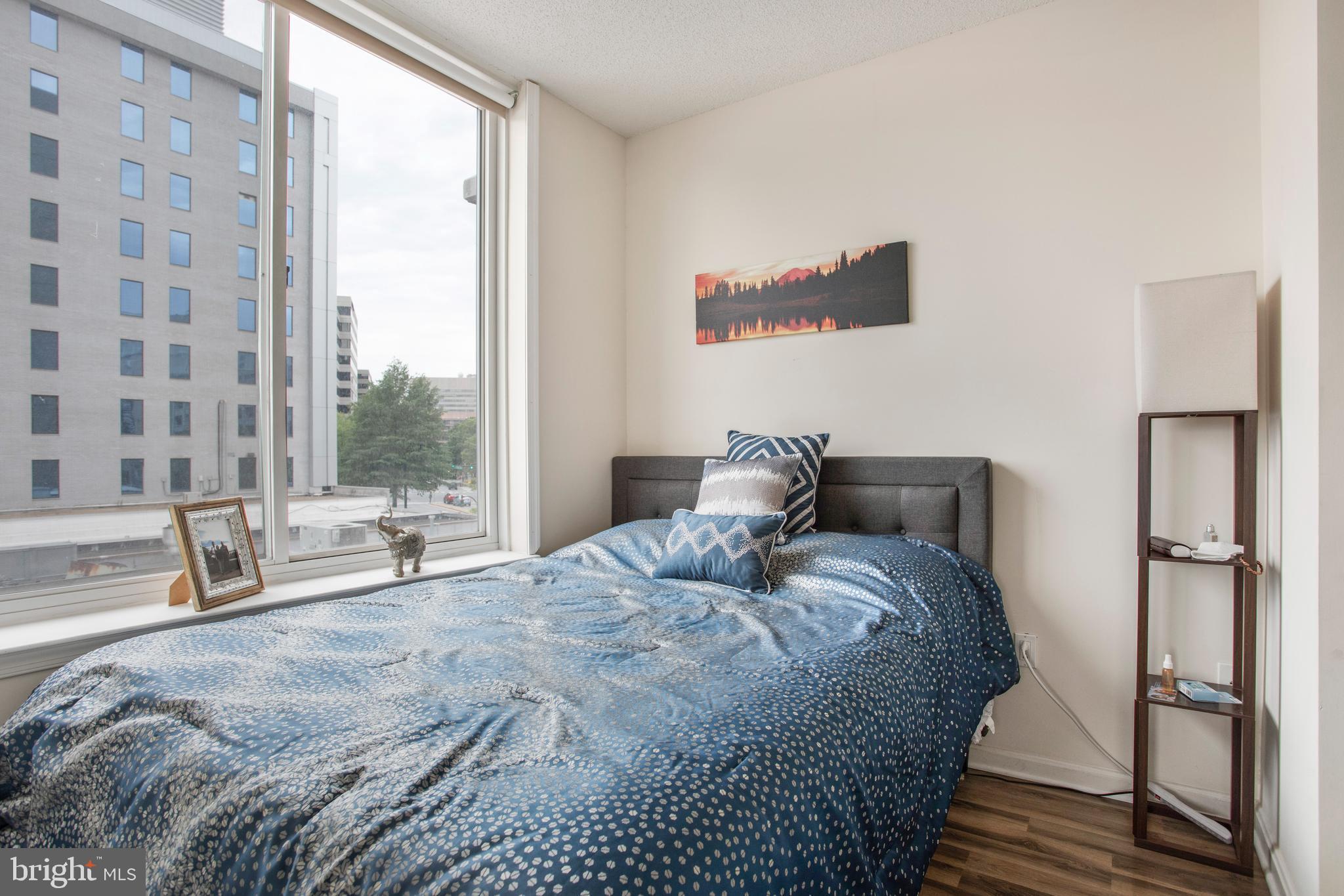 CRESCENT - Residential Lease