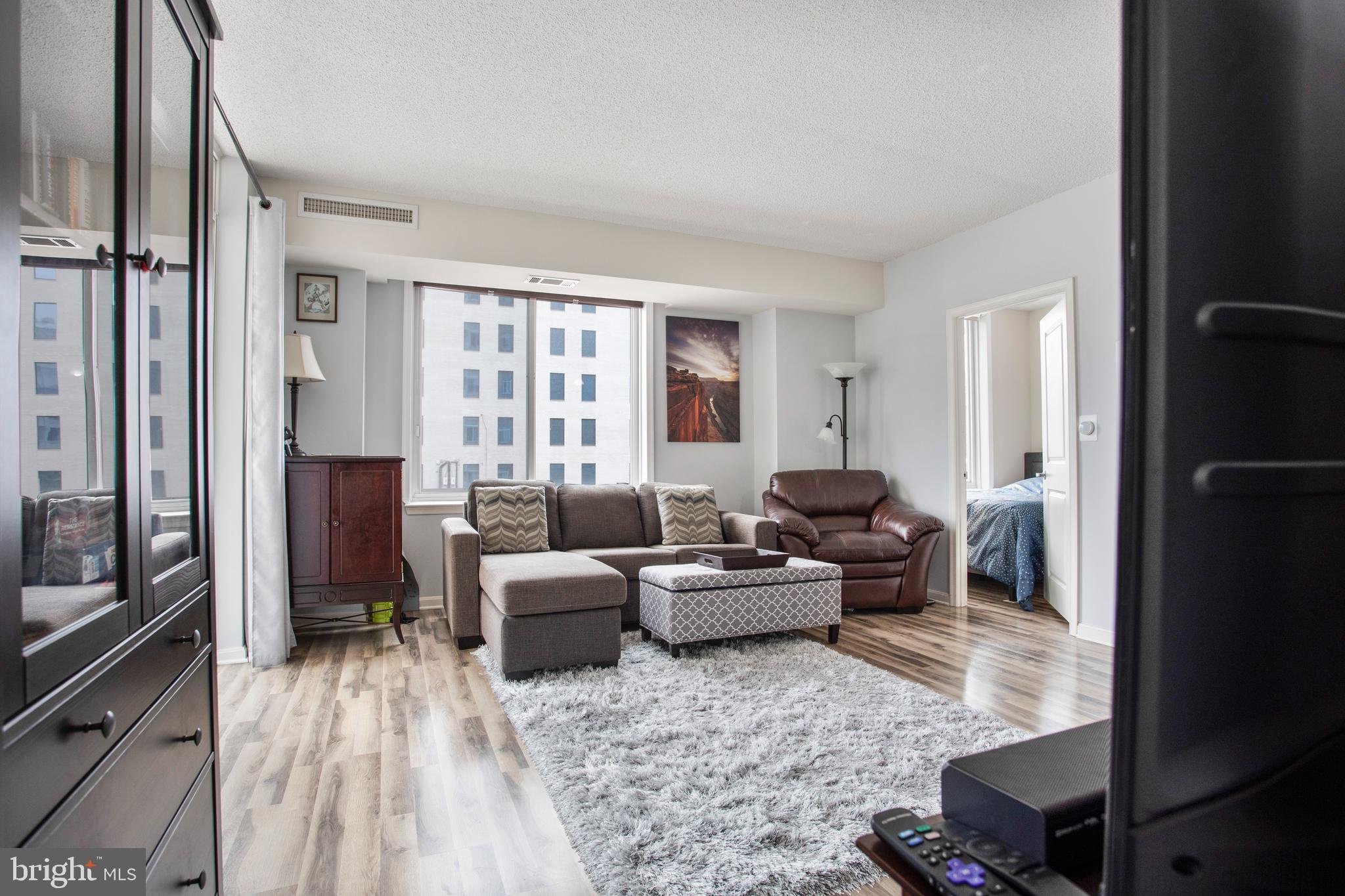 CRESCENT - Residential Lease