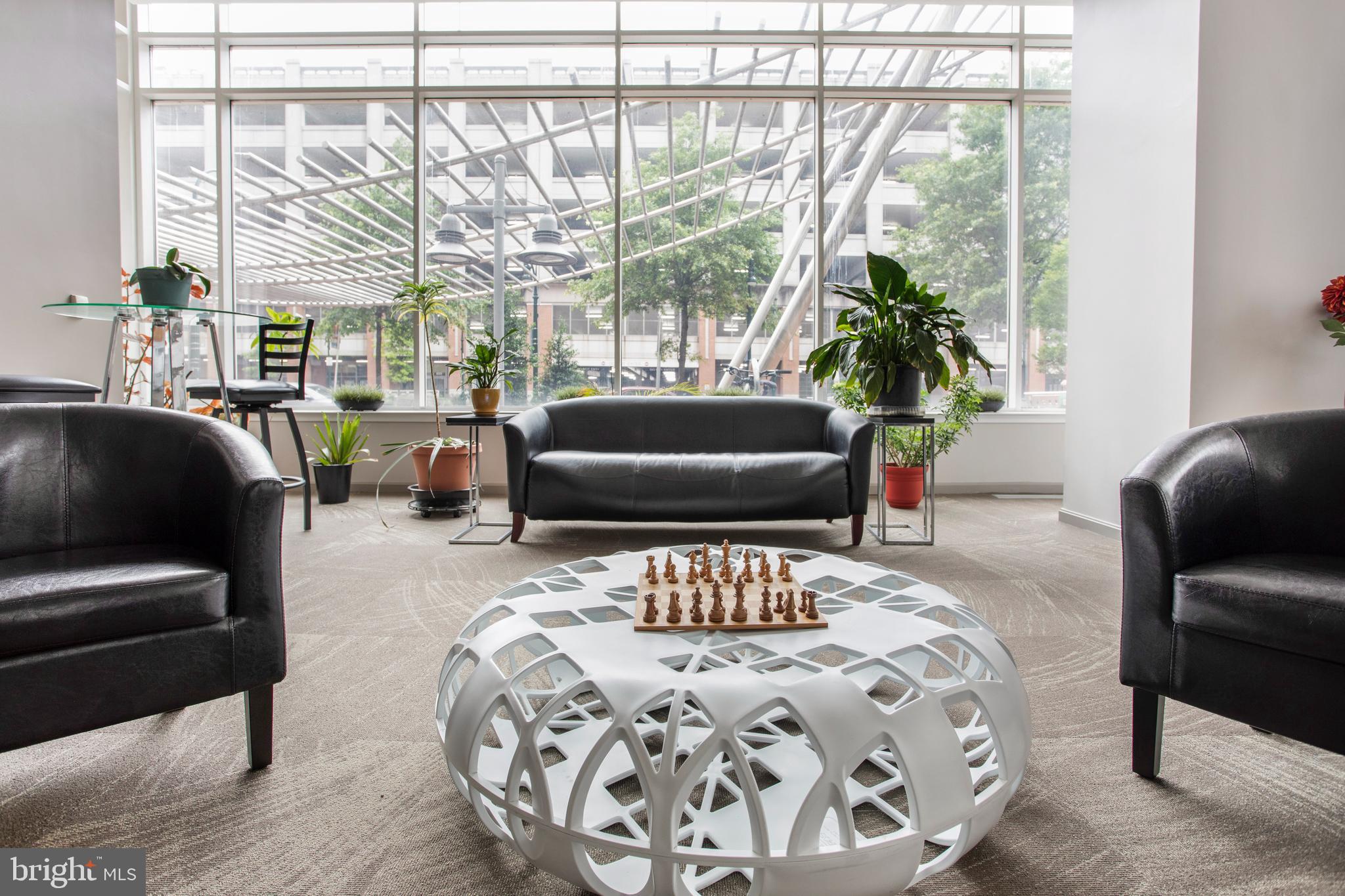 CRESCENT - Residential Lease