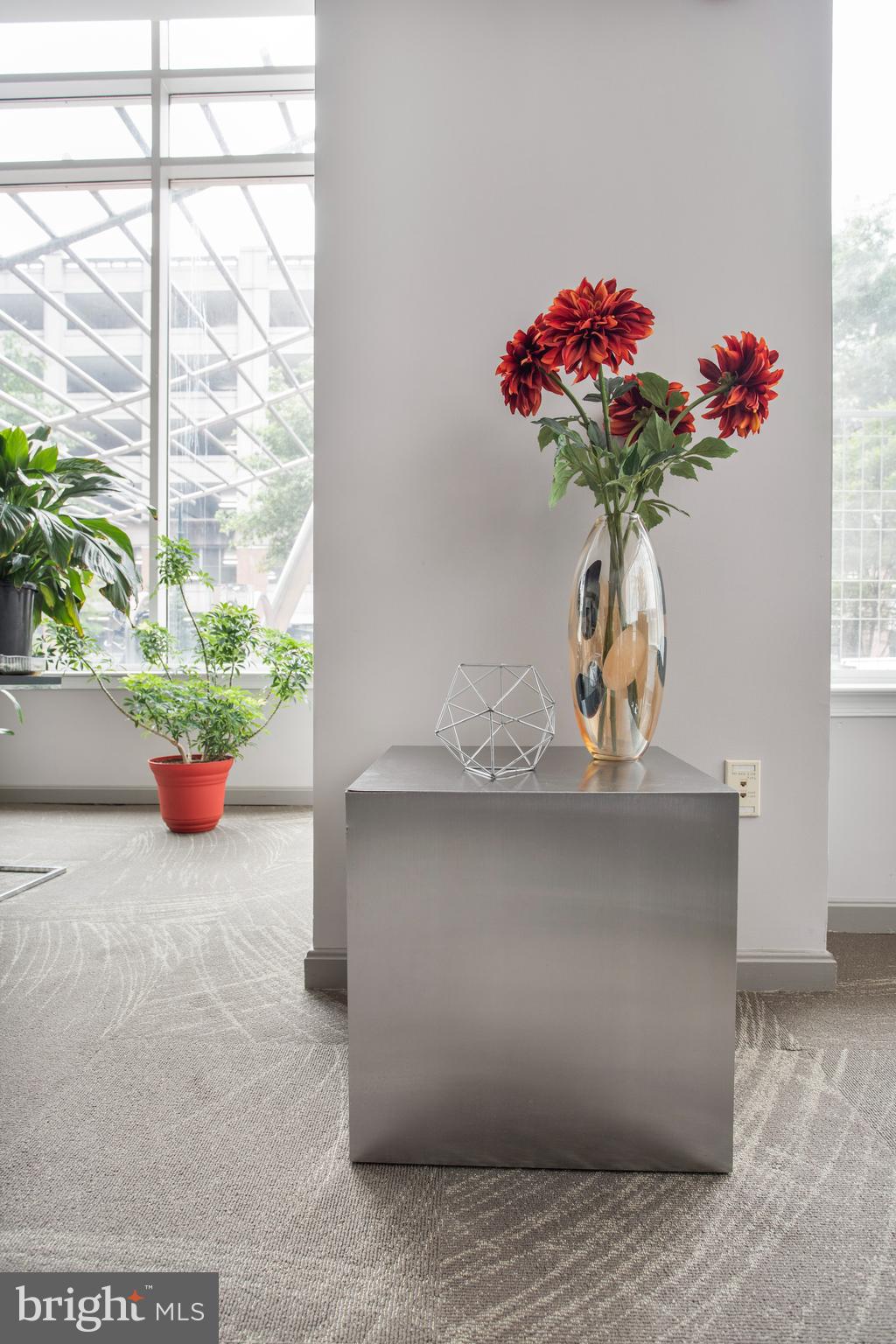 CRESCENT - Residential Lease