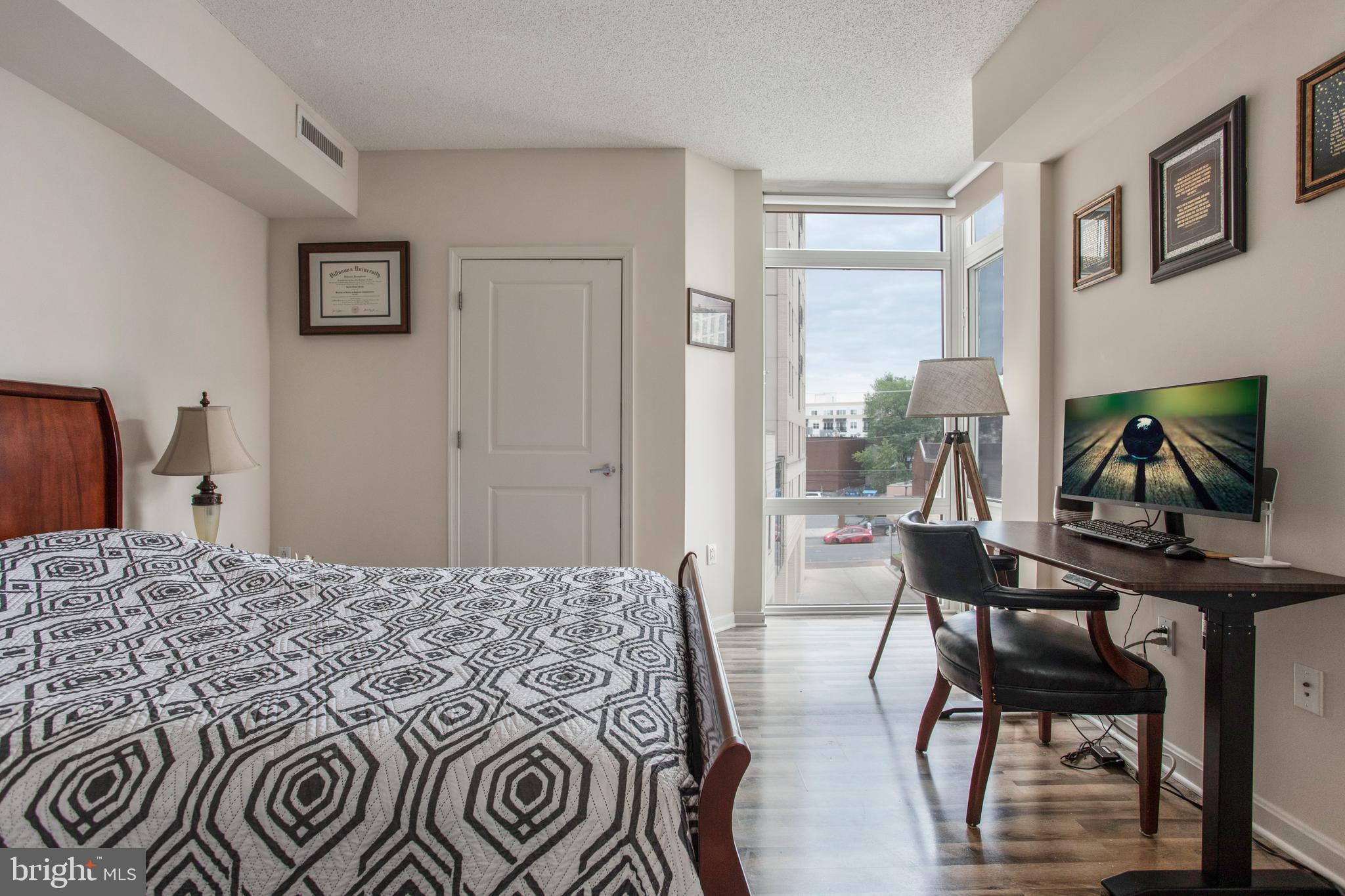 CRESCENT - Residential Lease