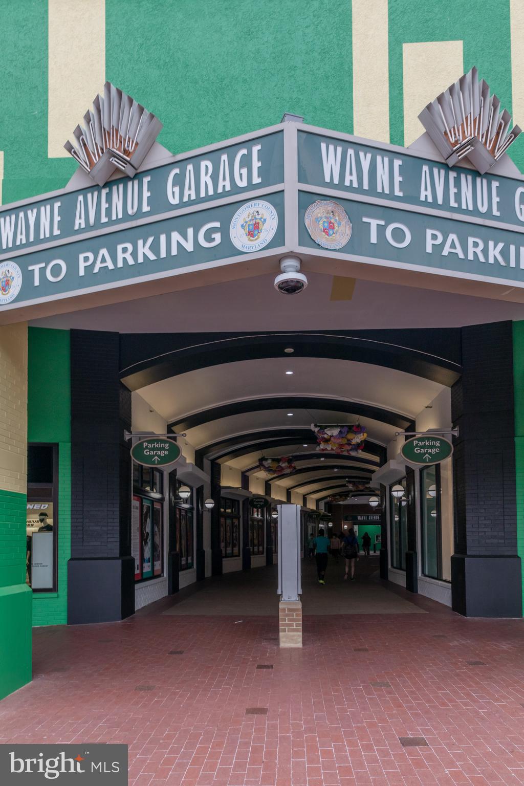 CRESCENT - Residential Lease