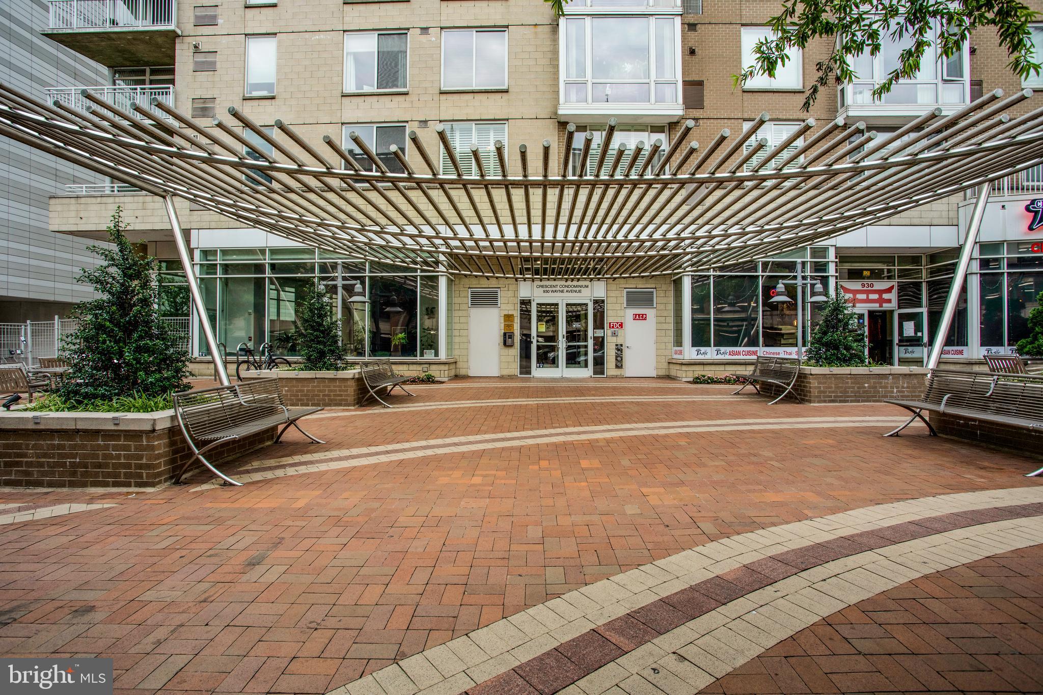 CRESCENT - Residential Lease