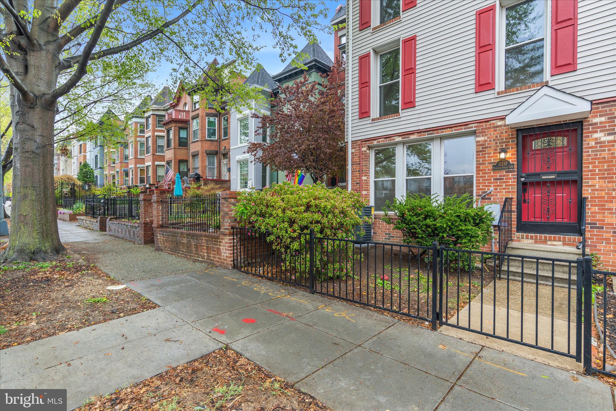 1121 HARVARD STREET NW F