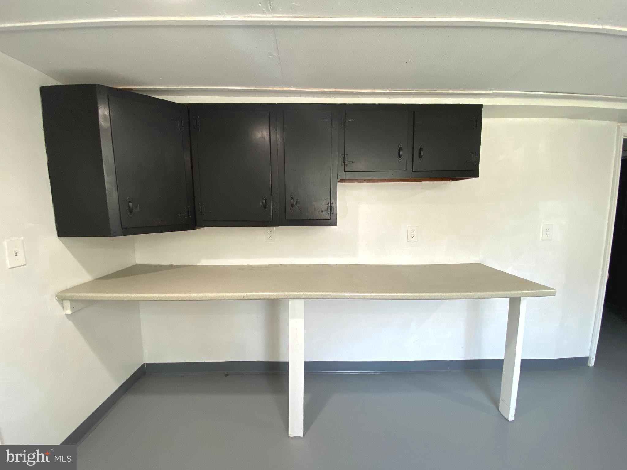 ROCK SPRINGS - Residential Lease