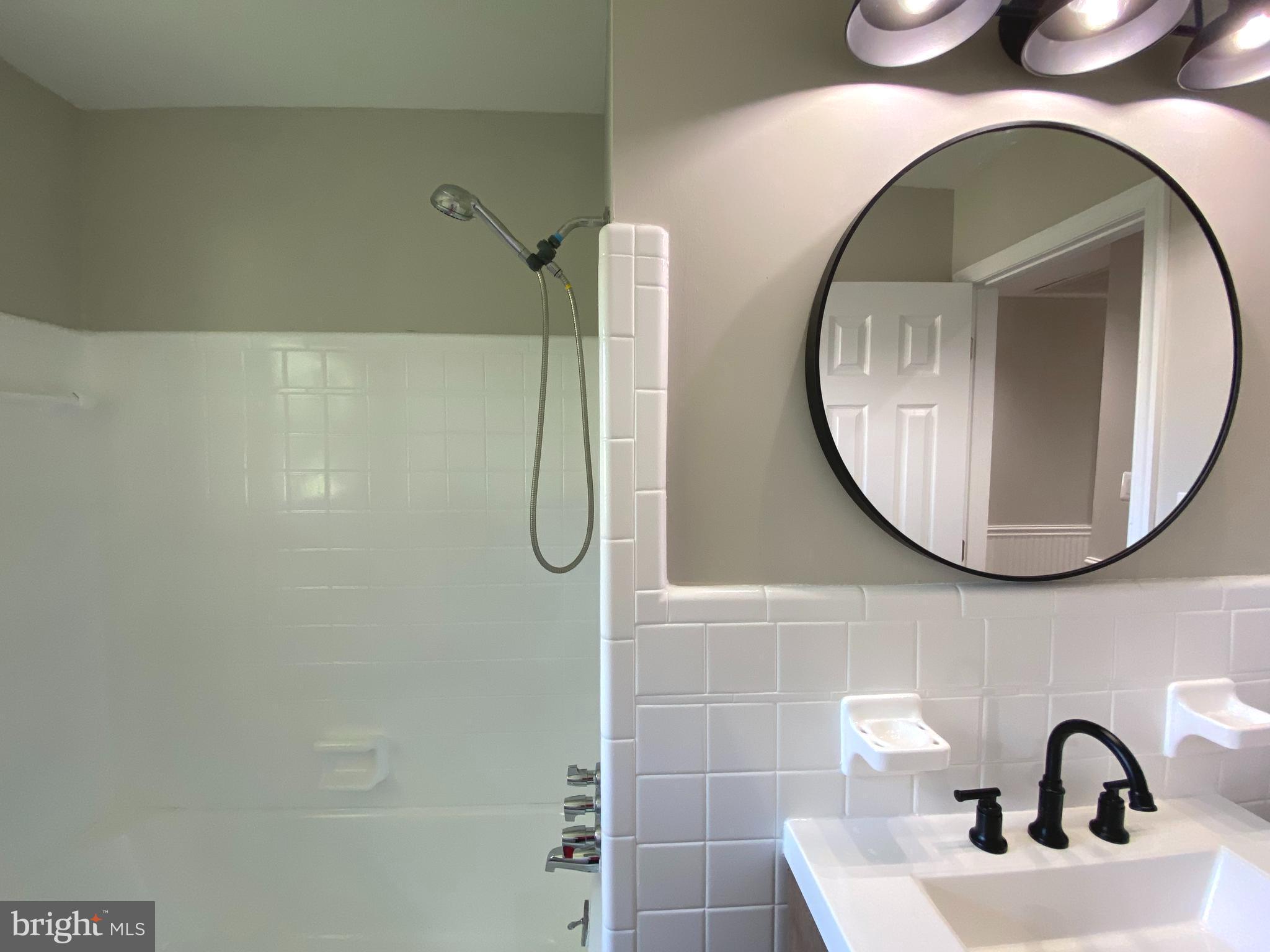 ROCK SPRINGS - Residential Lease