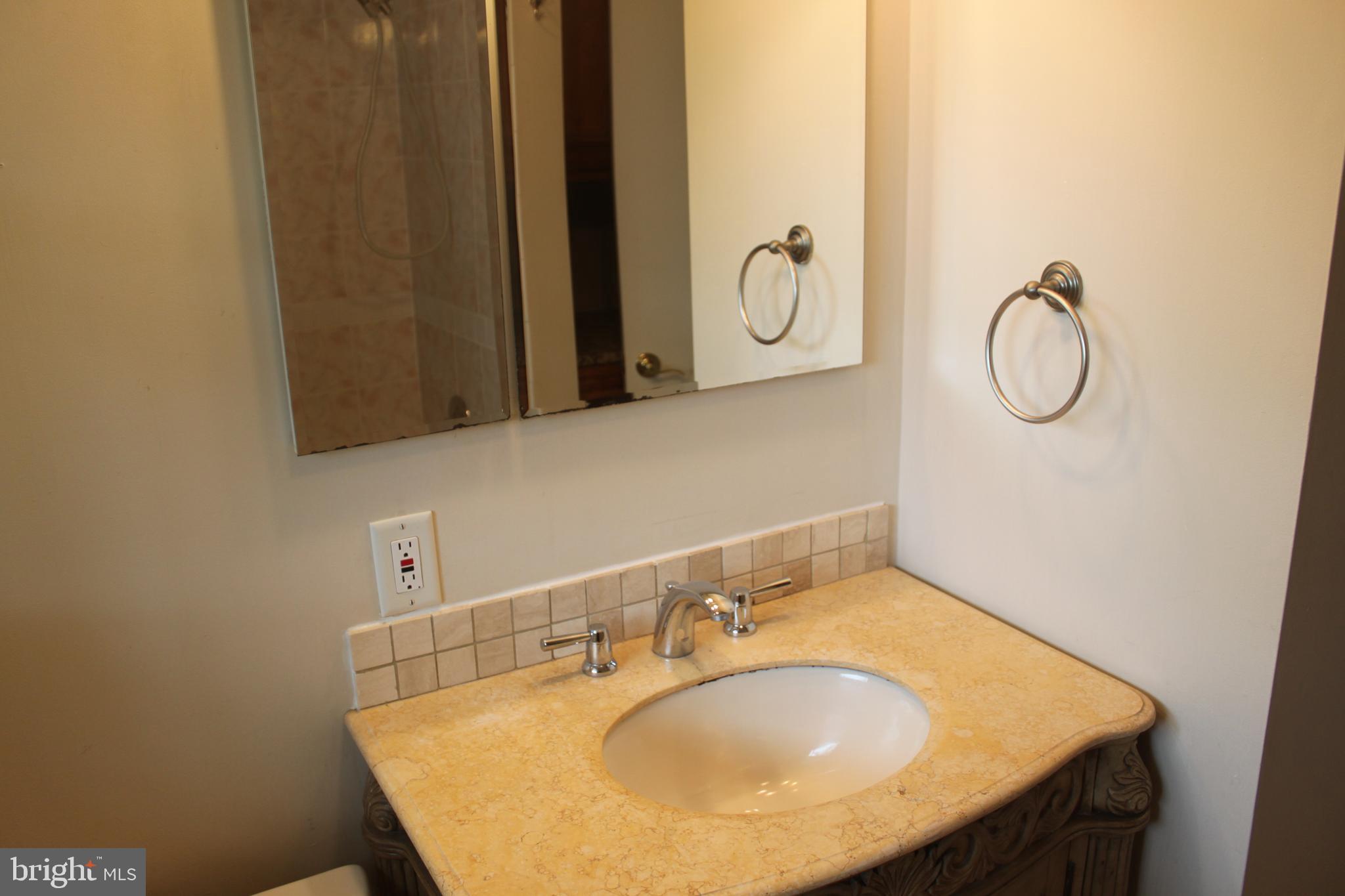 MT VERNON VALLEY - Residential Lease