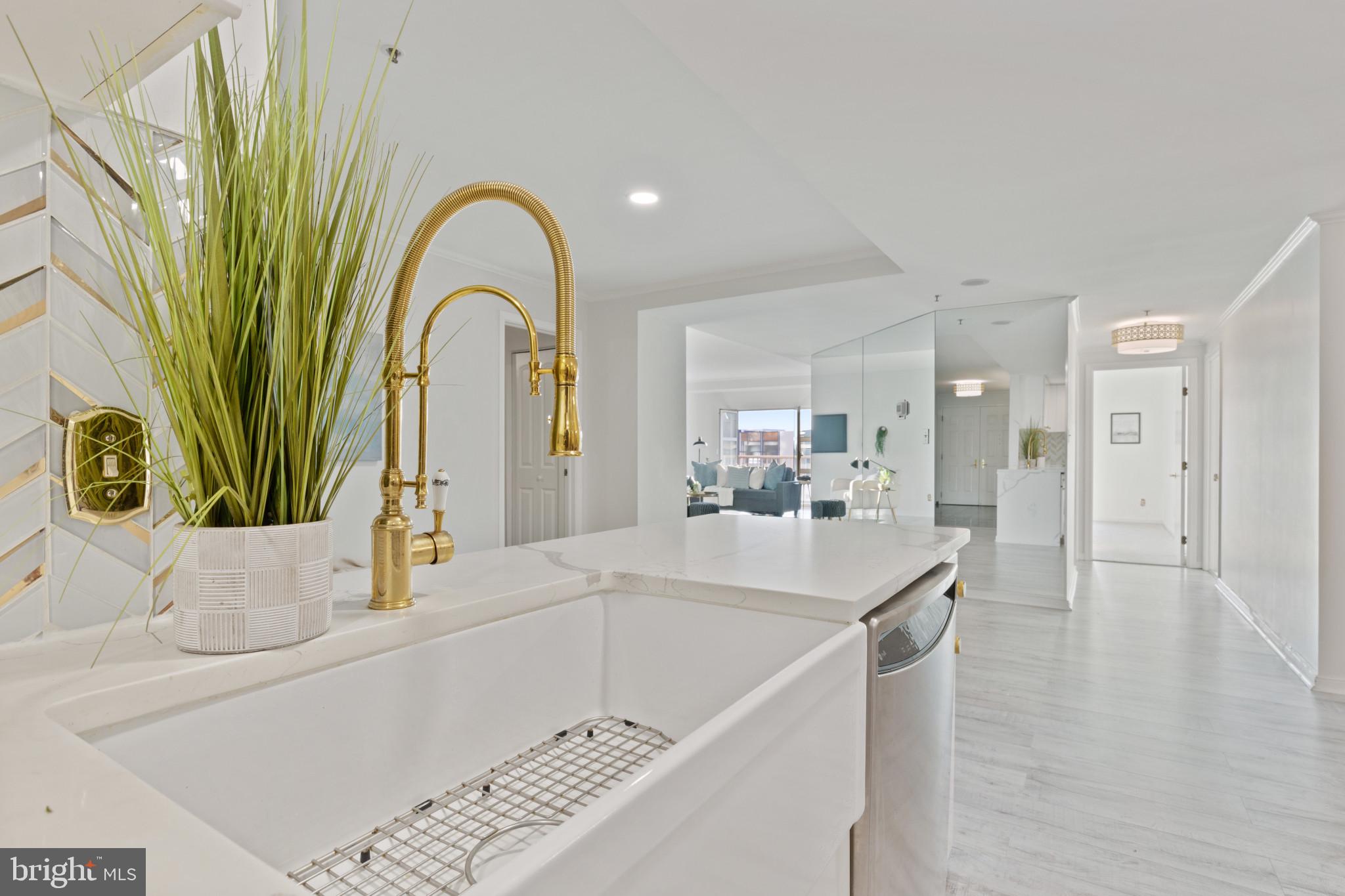 HARBOR EAST - Residential Lease