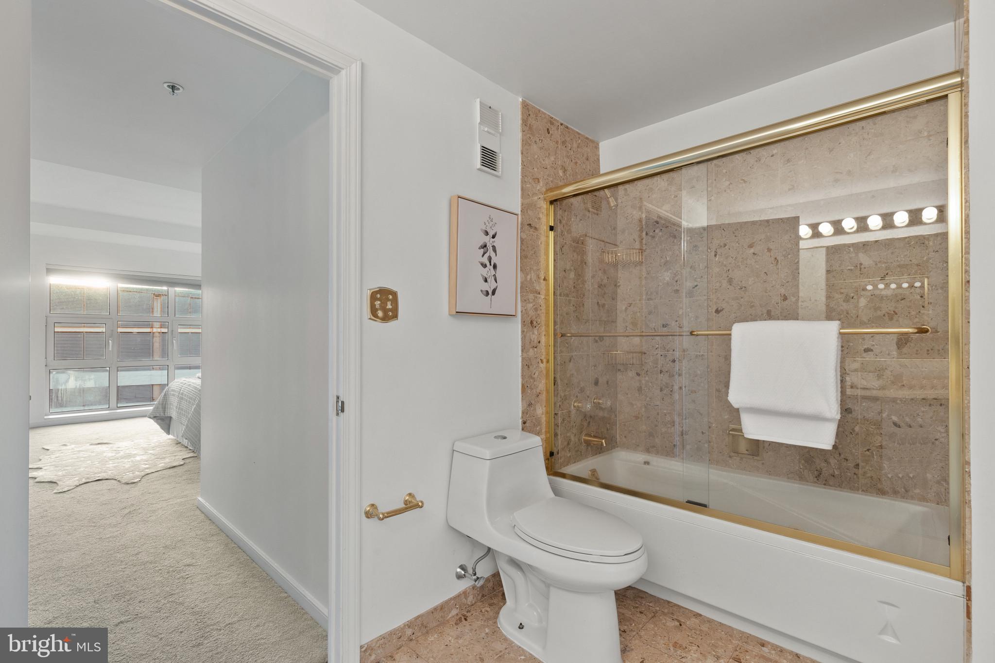 HARBOR EAST - Residential Lease