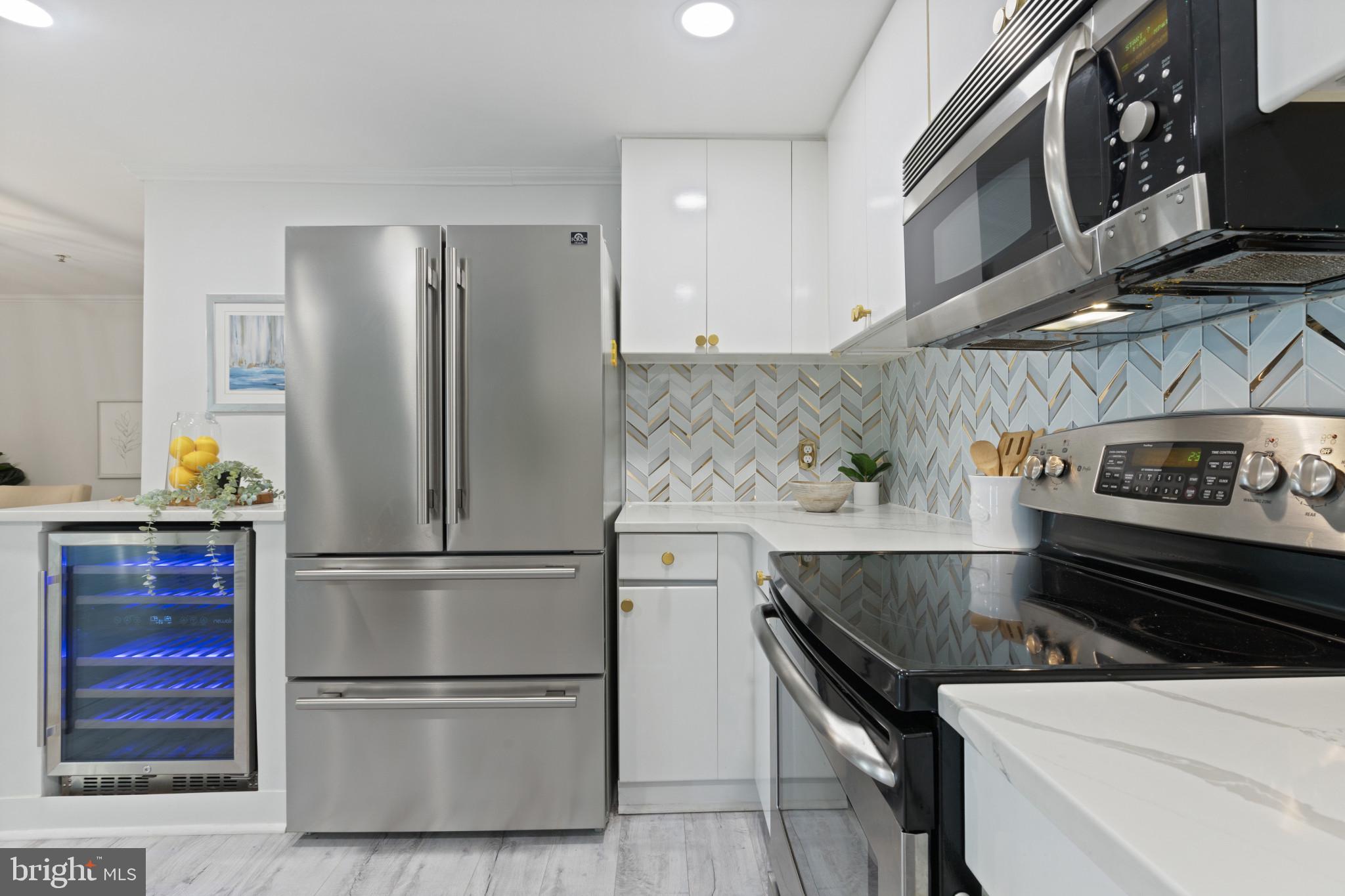 HARBOR EAST - Residential Lease