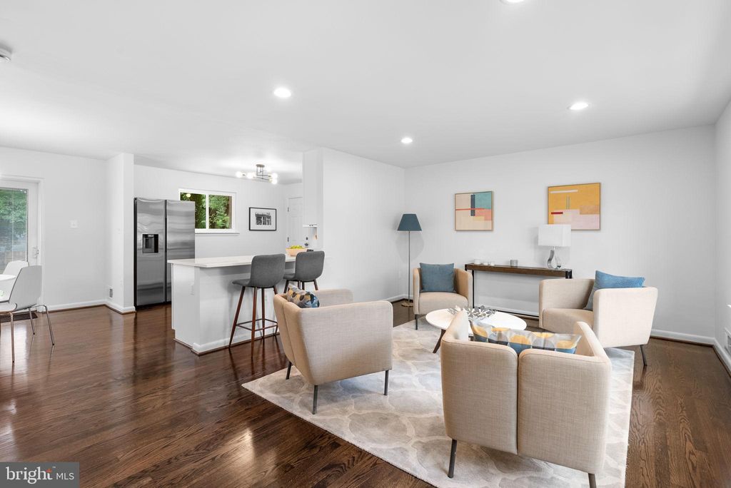 Photo of 5509 Windsor Drive, TEMPLE HILLS, MD 20748 (MLS # MDPG2180900)