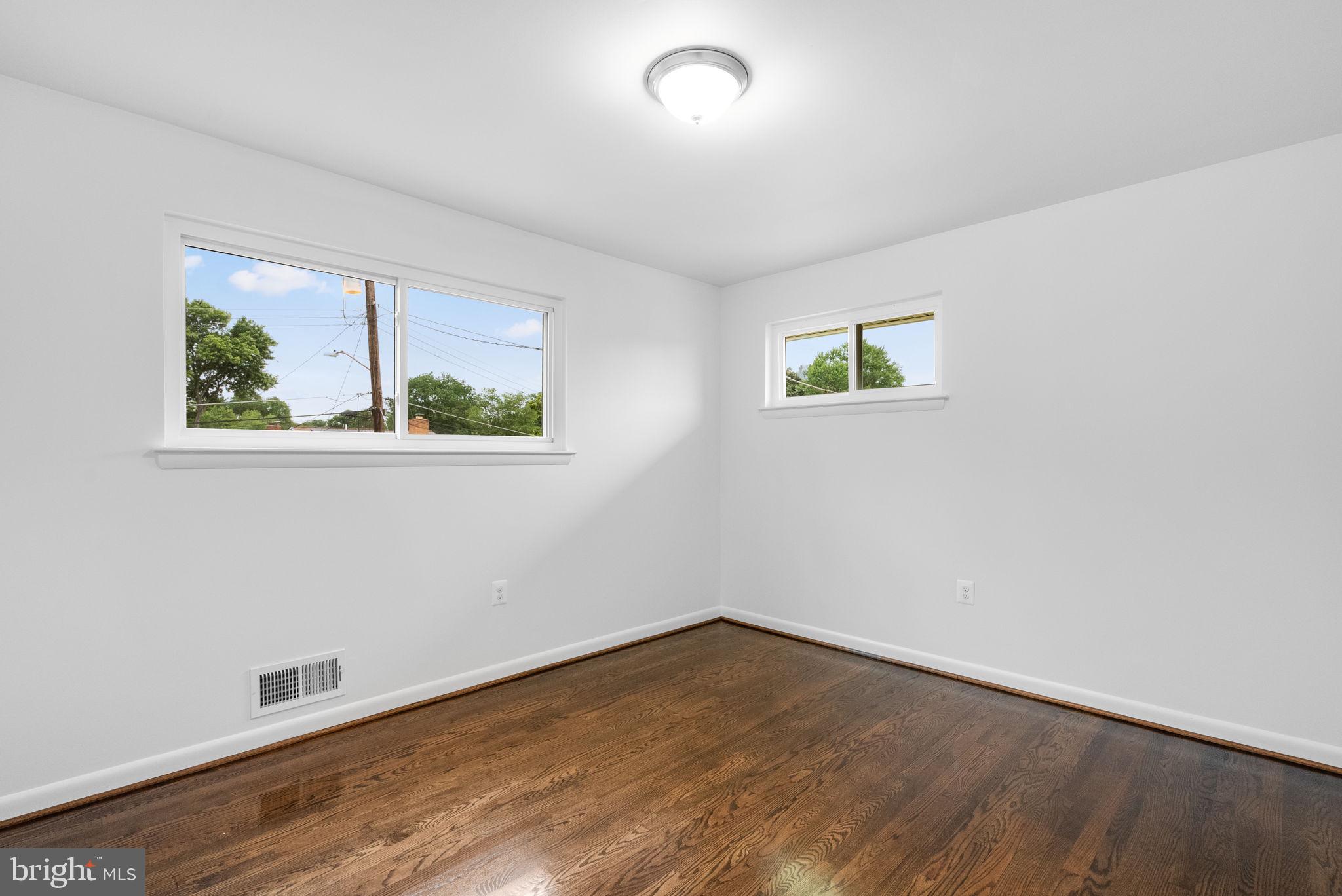 WESTCHESTER ESTATES - Residential