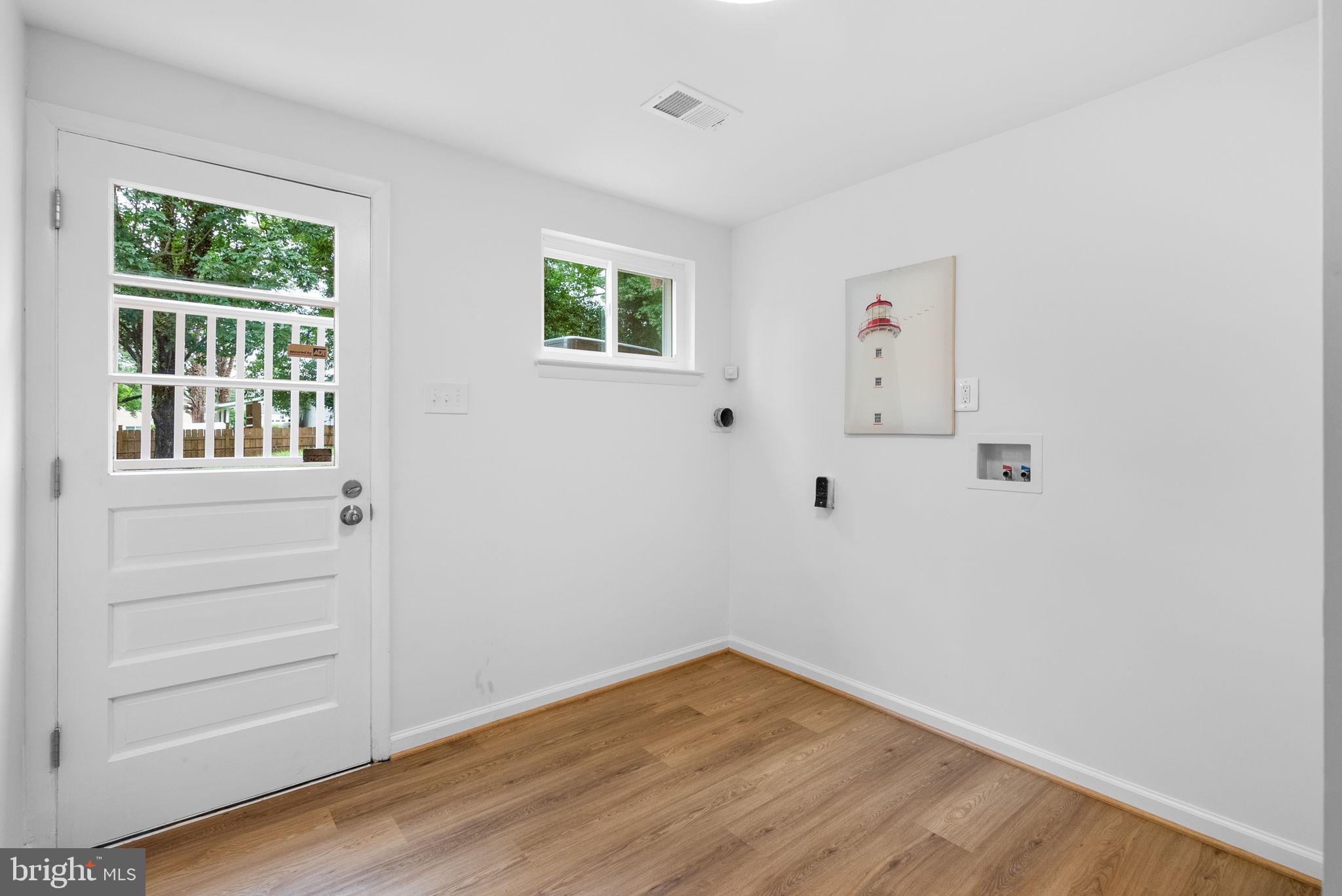 WESTCHESTER ESTATES - Residential