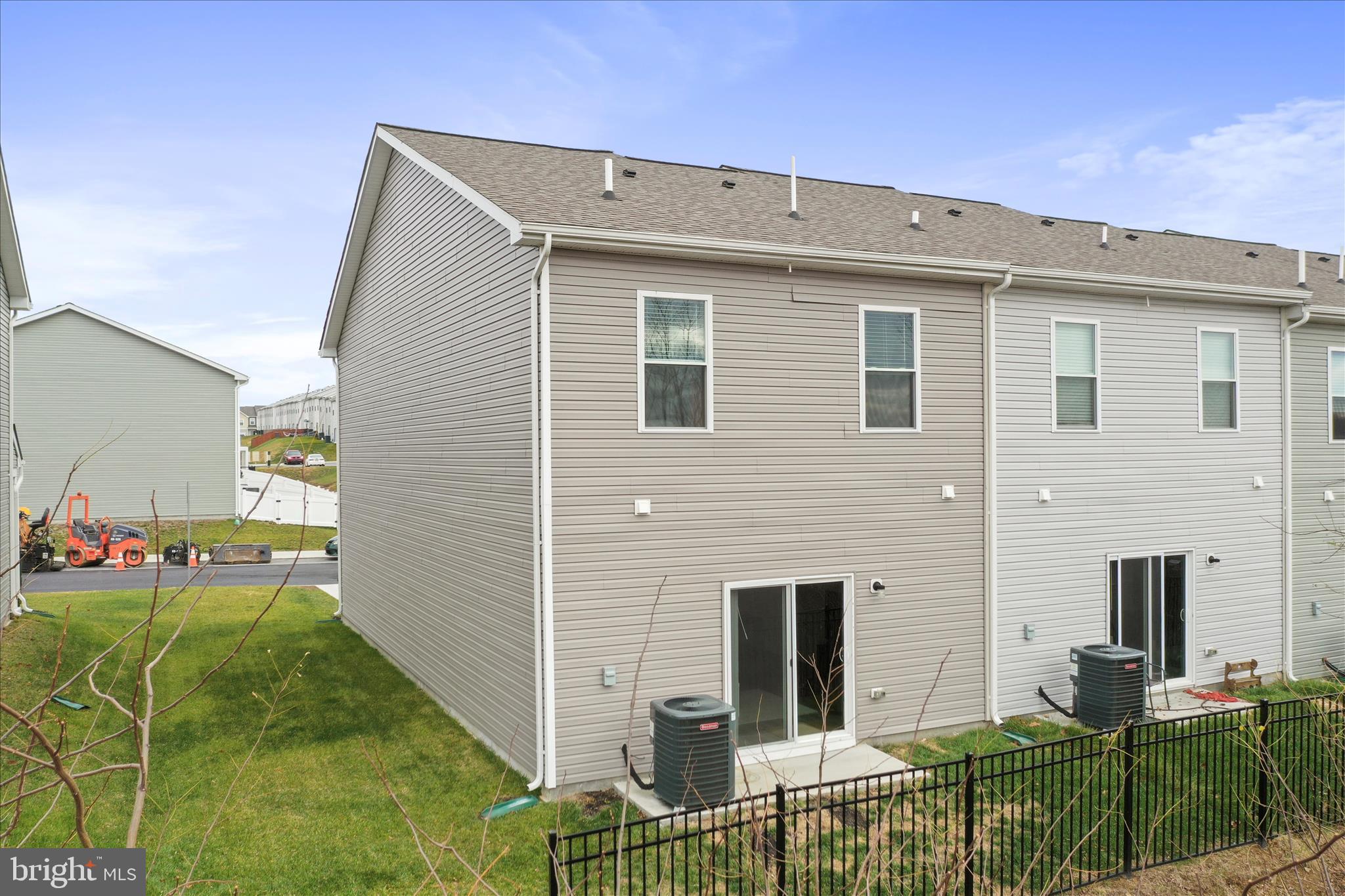 HOMEPLACE AT RIVERSIDE - Residential