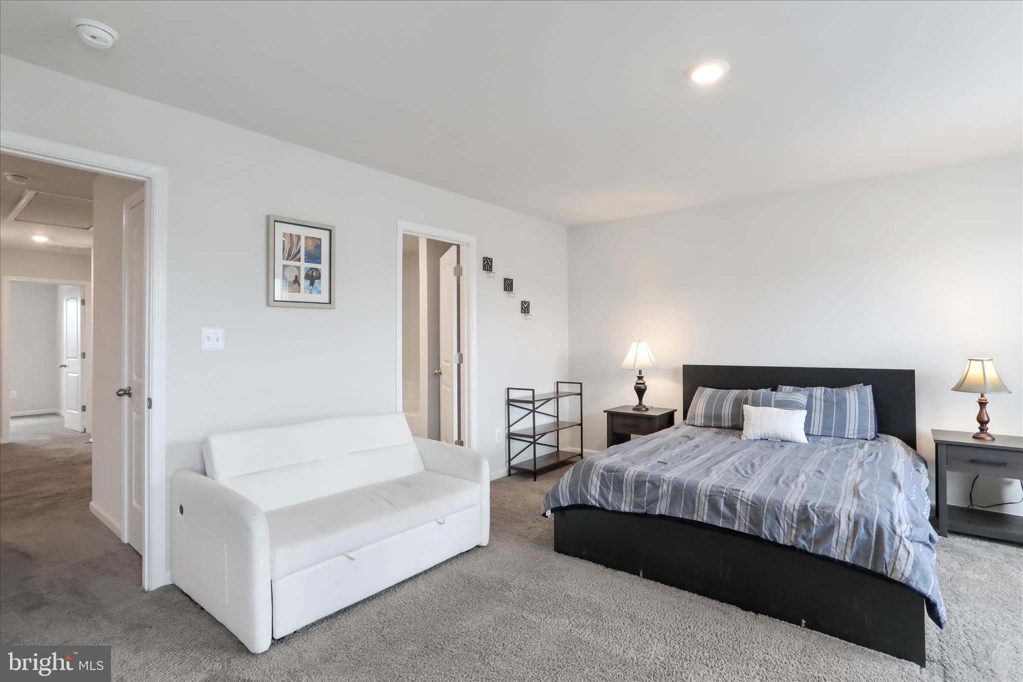 HOMEPLACE AT RIVERSIDE - Residential