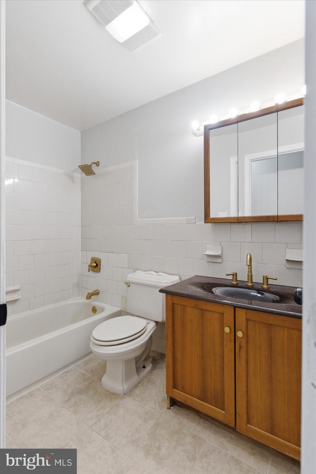 RANDALL RIDGE - Residential